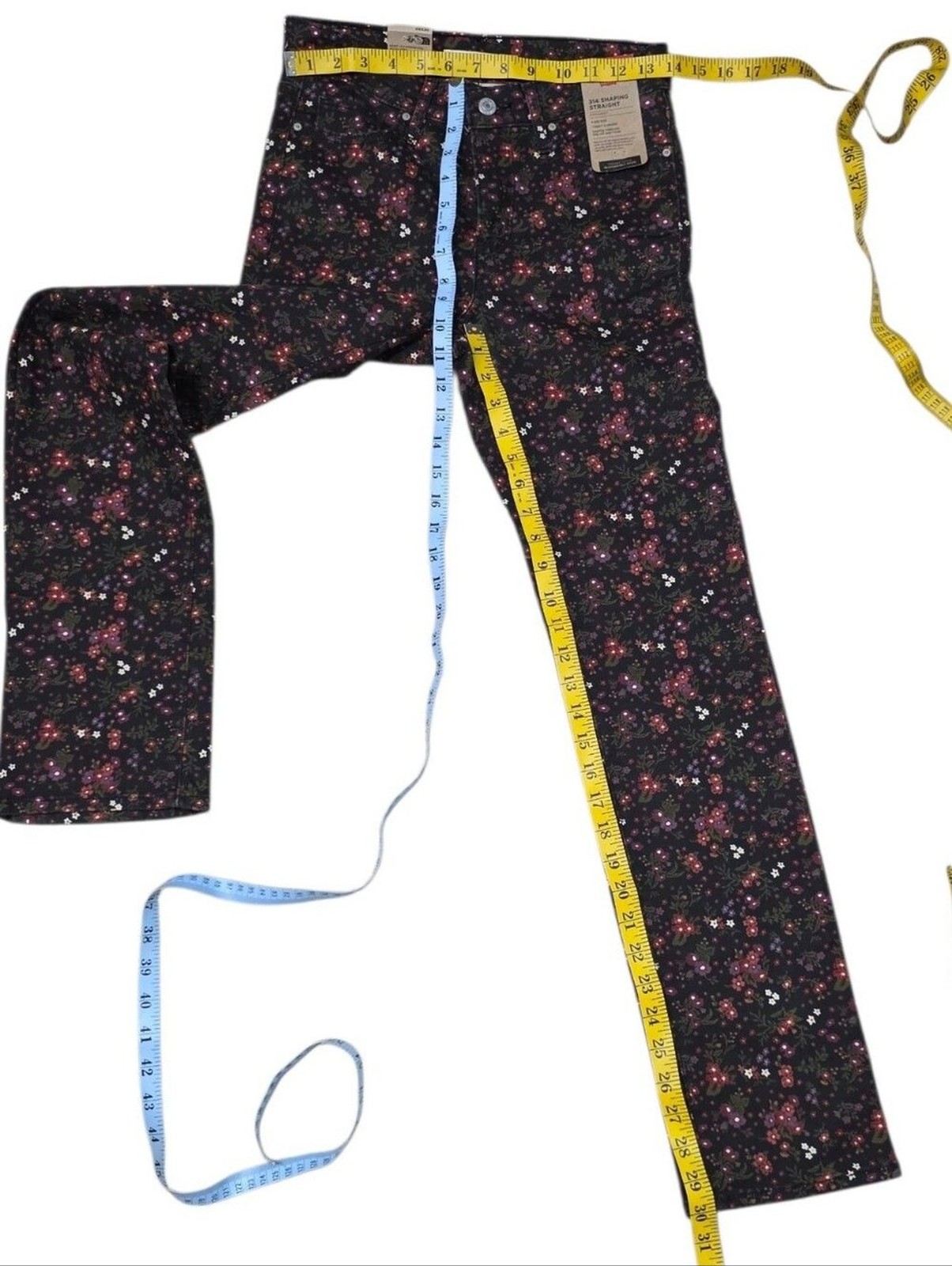 NWT Levi’s 314 Shaping Straight Floral Print Jeans 28×30 Mid Rise Hypersoft