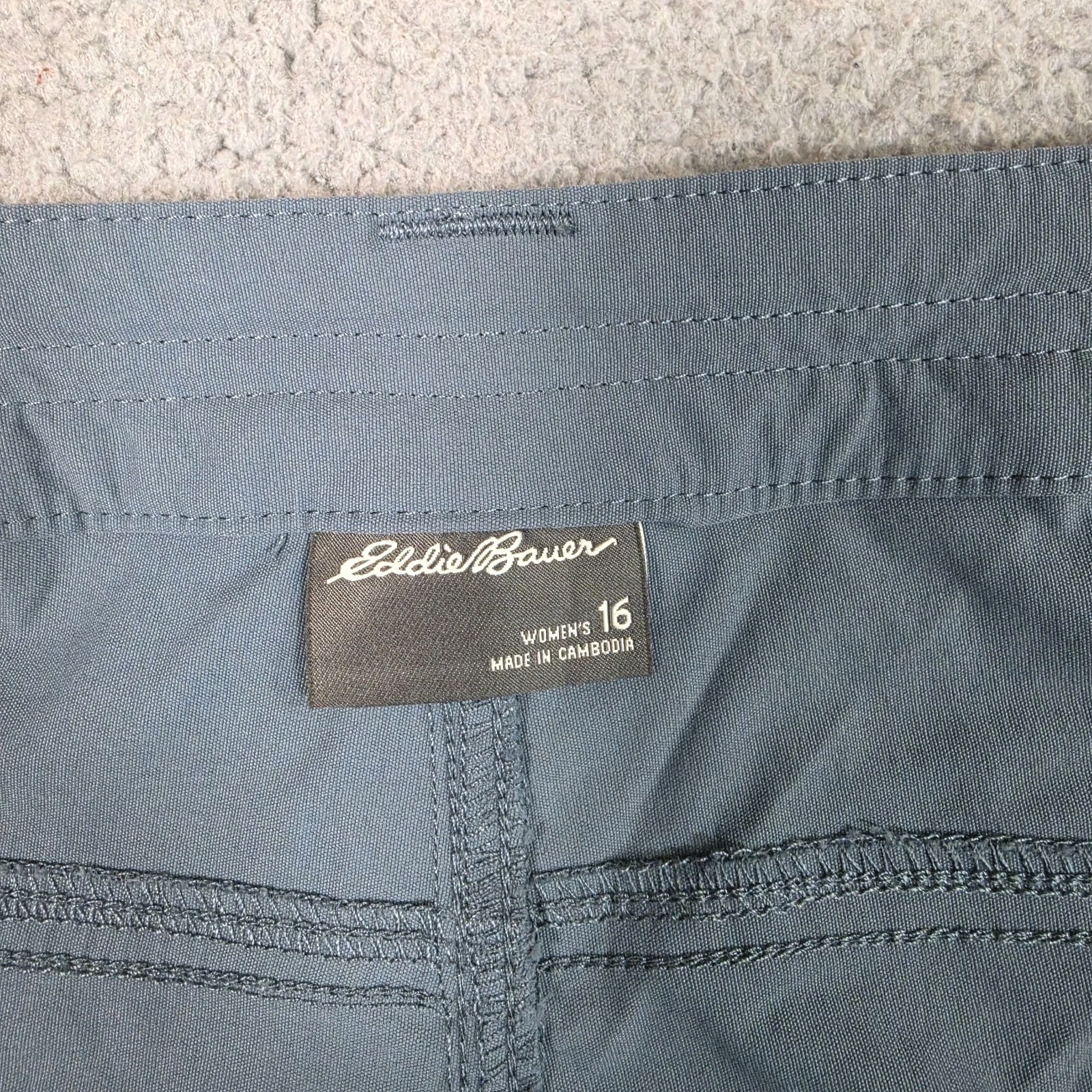 Eddie Bauer Tech Capri Cargo Pants Womens 16 Blue Nylon Stretch Hiking UPF 50+