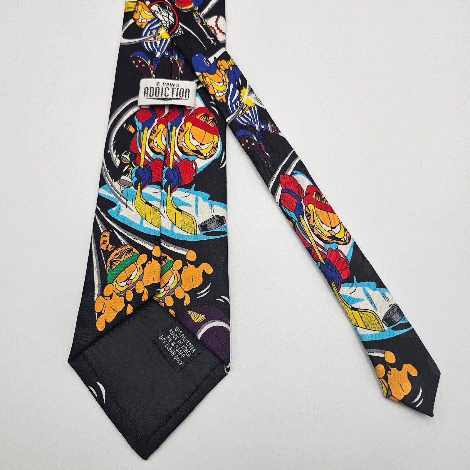 Vintage Garfield Paws Addiction Men’s Tie All Over Print Sports Cartoon Novelty
