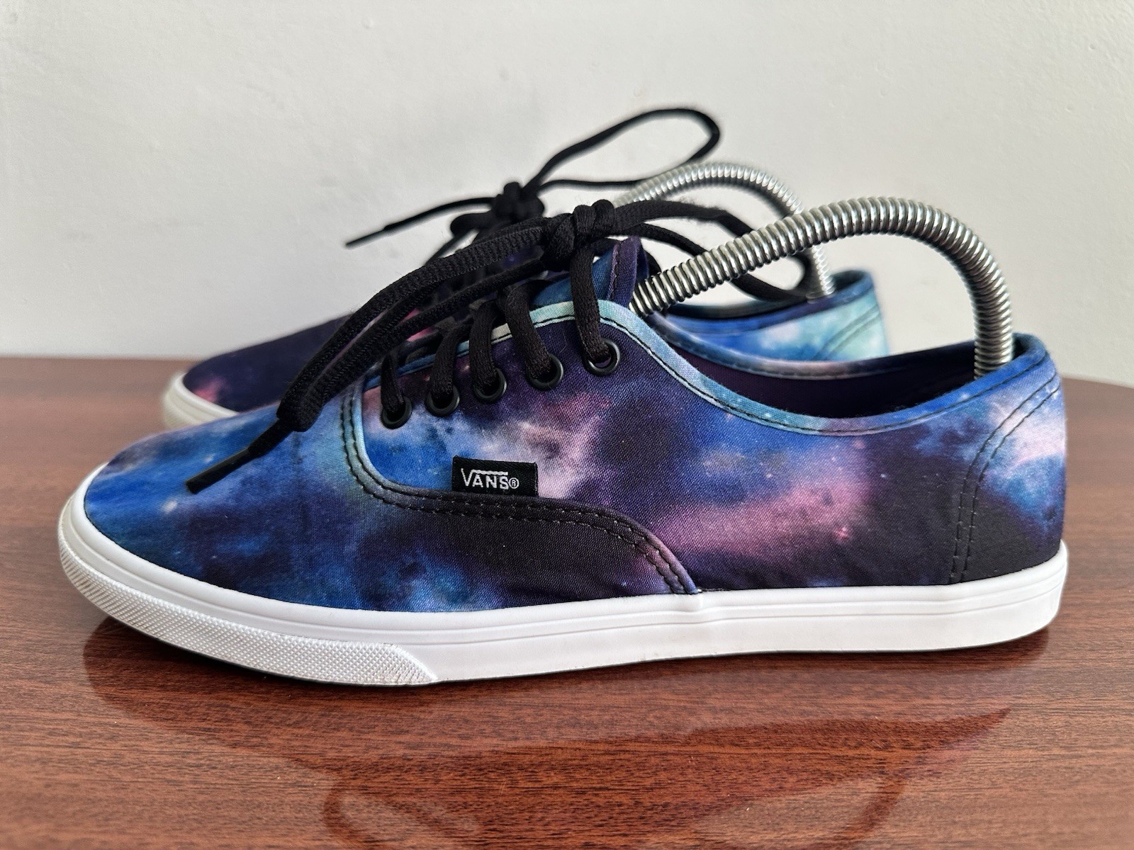 VANS Unisex SkateBoarding Sneakers Cosmic Galaxy Size Men 8 Women 9.5