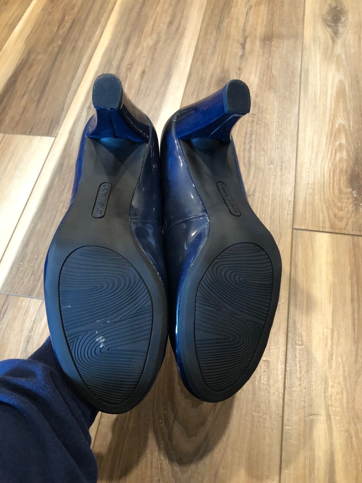 Laura Ashley Patent Leather Women’s Pumps Blue/Navy. Size 8.5