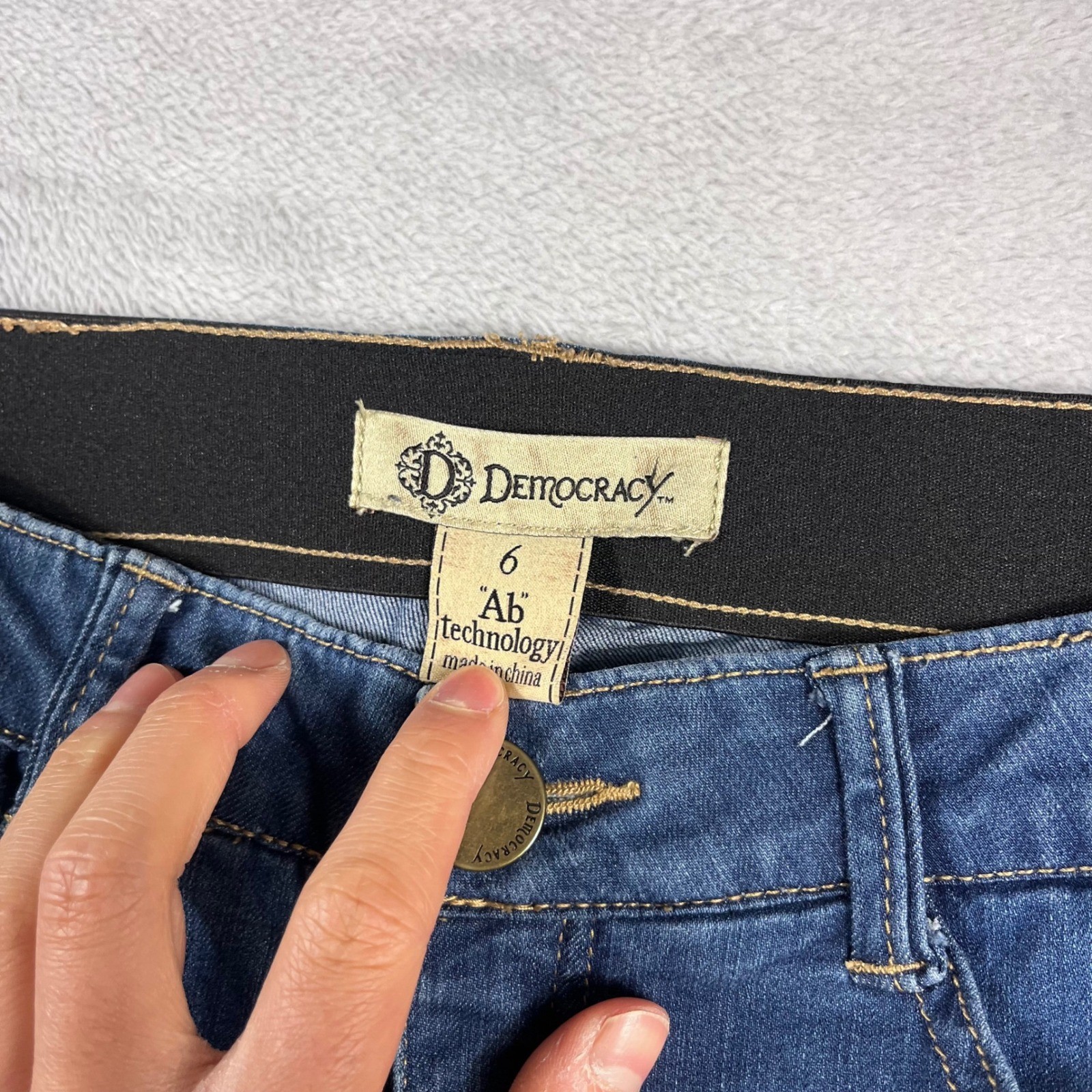 Democracy Ab Technology Distressed Bootcut Jeans Blue Womens Size 6 Distressed