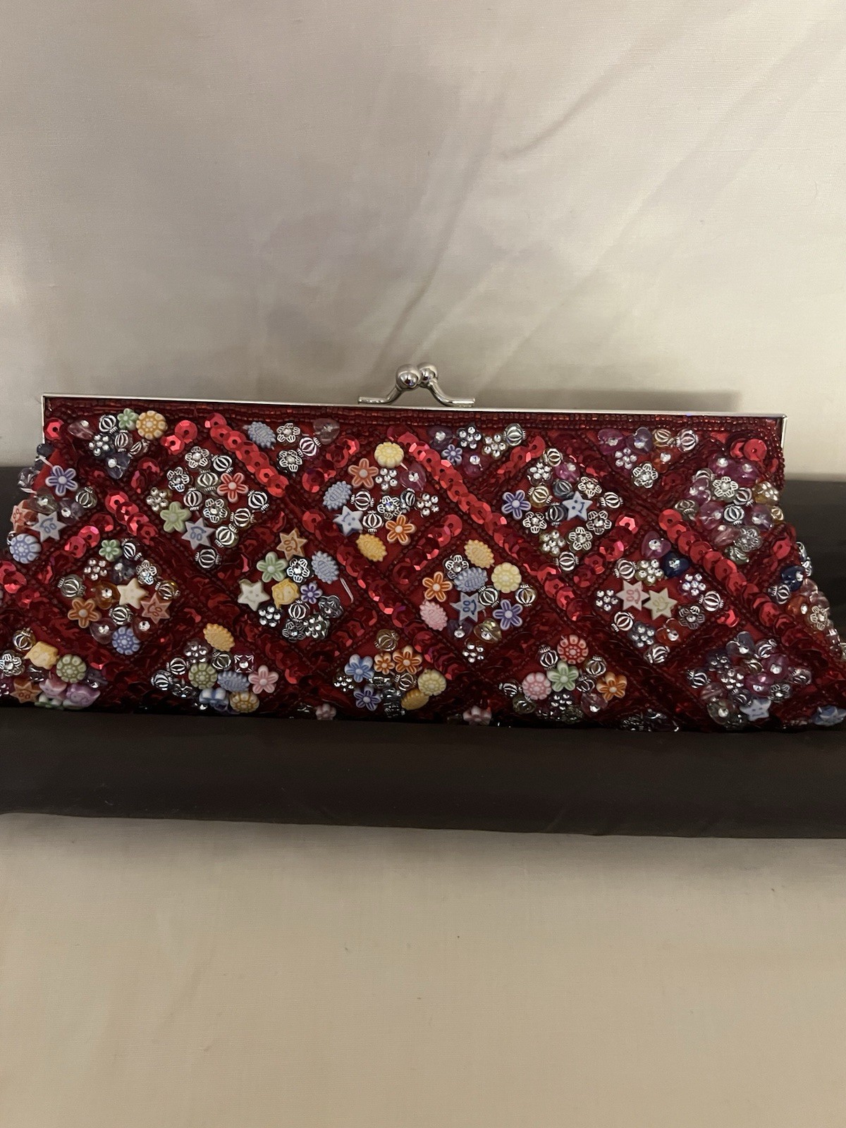 NEW Red Beaded Sequin Floral Lock Clutch satin Lined three lengths