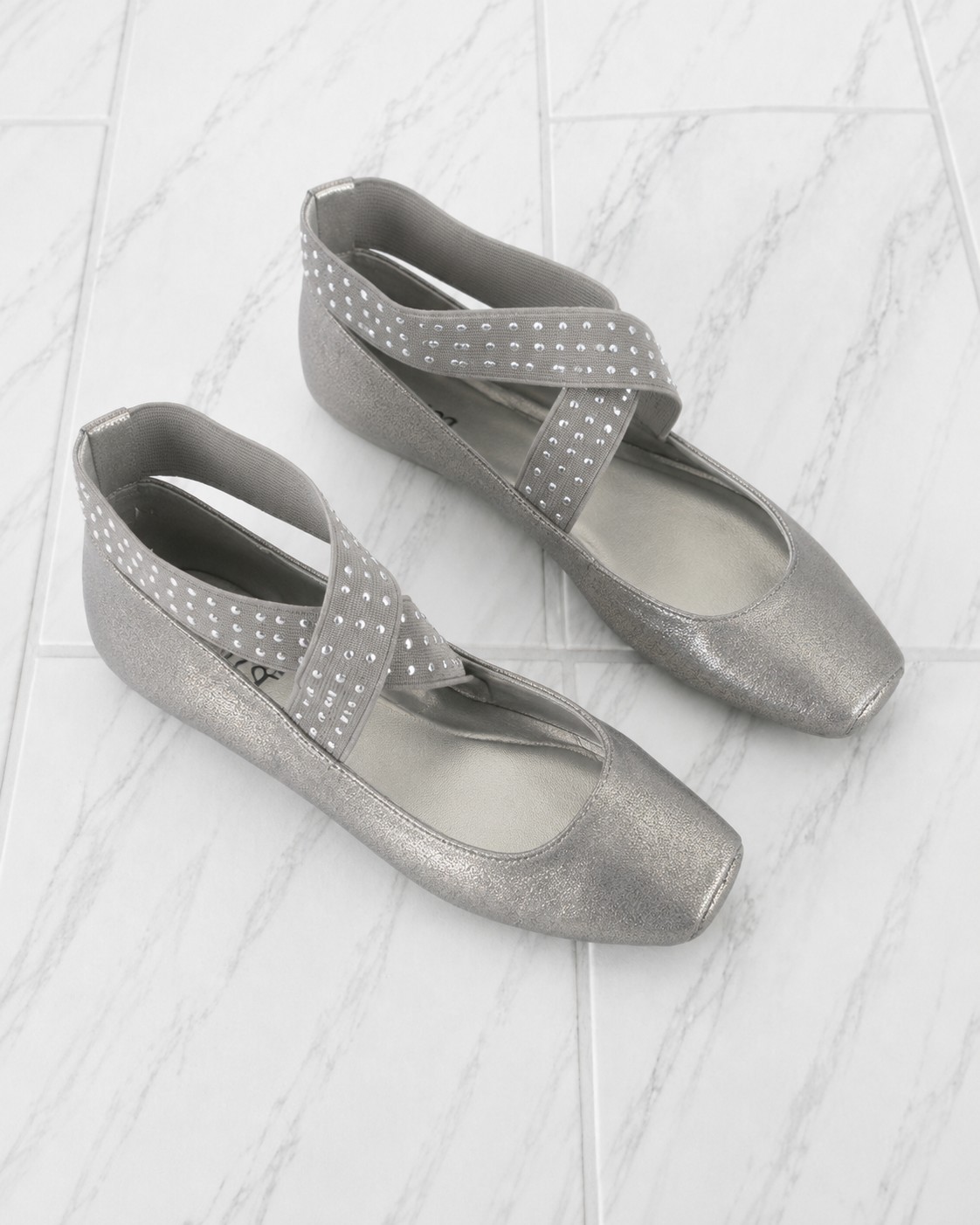 a.n.a Mercy 2 Womens 6.5 Metallic Silver Ballet Flats Rhinestone Strap Mary Jane