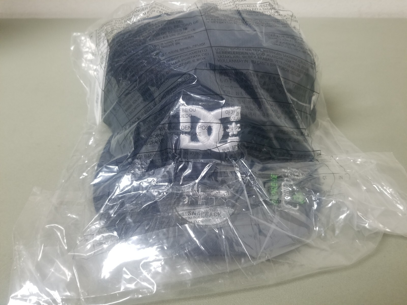 New DC Shoes Skate Empire Fielder Snapback Baseball Cap.
