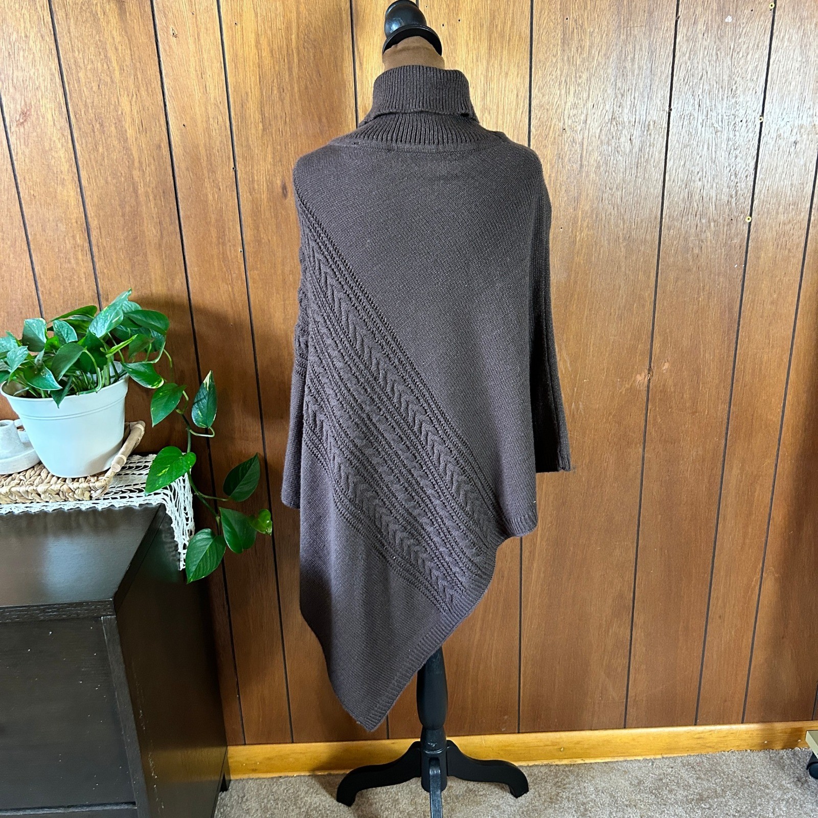 Charlie Paige Brown Cable Knit Turtleneck Asymmetrical Poncho Wrap One Size
