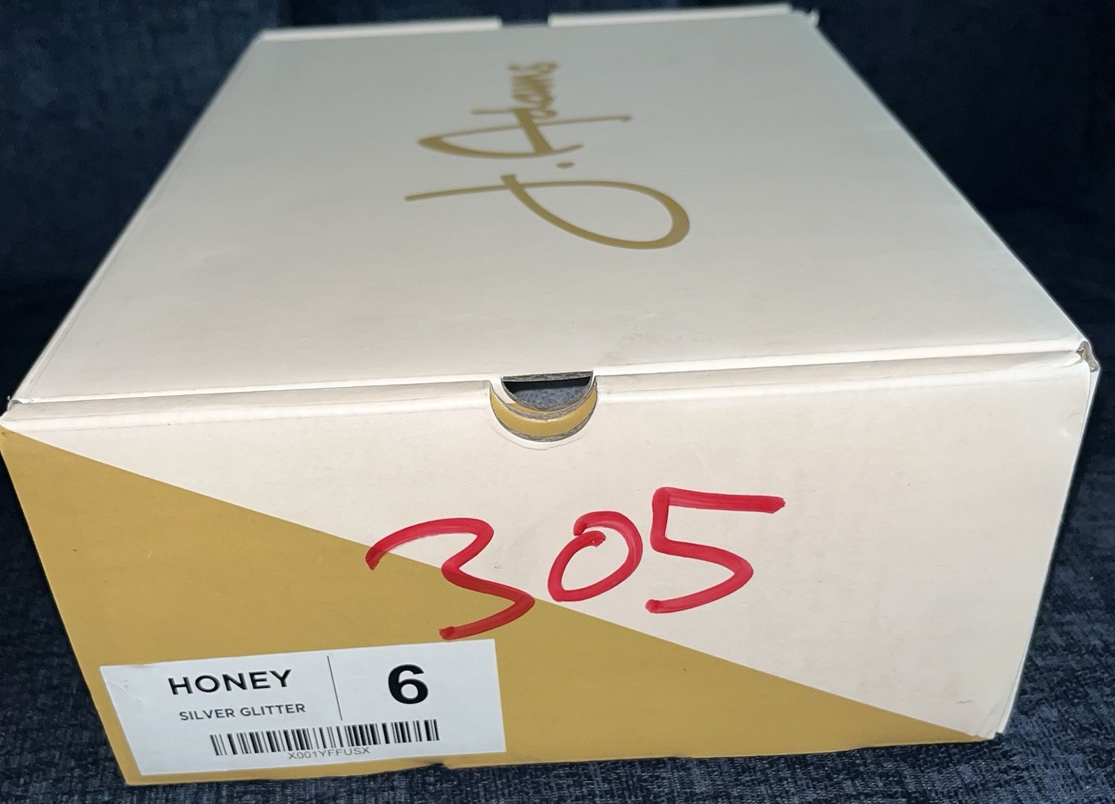 J. Adams Honey Silver Glitter Size 6 Women’s Dress Shoe, For All Occasions.