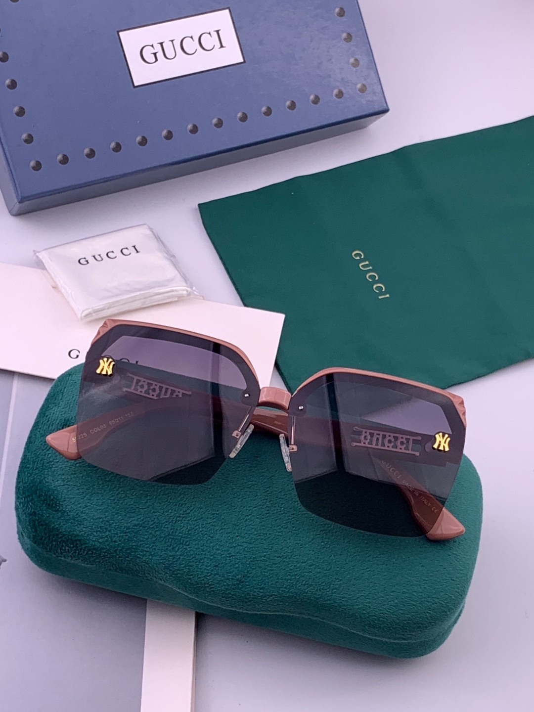 GUCCI GG1923SA Rimless Square Sunglasses 63-17-145