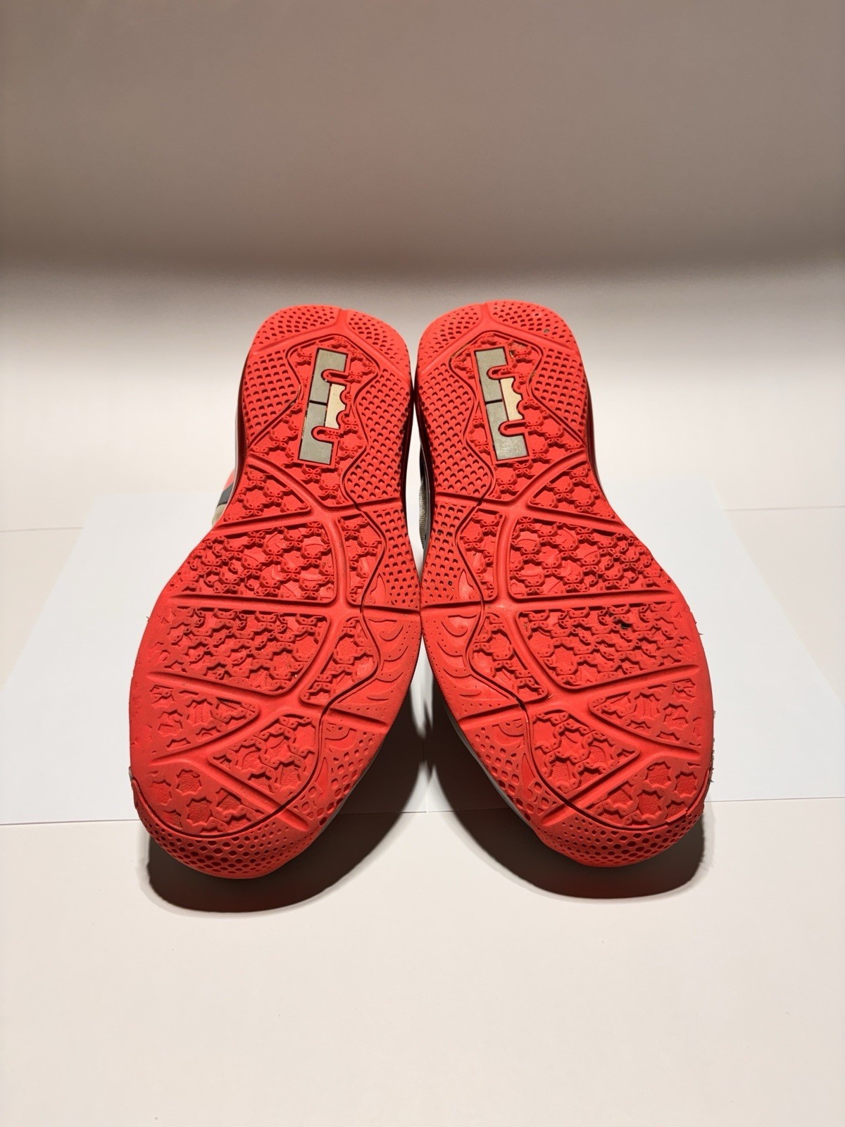 Nike LeBron 11 Low Men’s 10.5