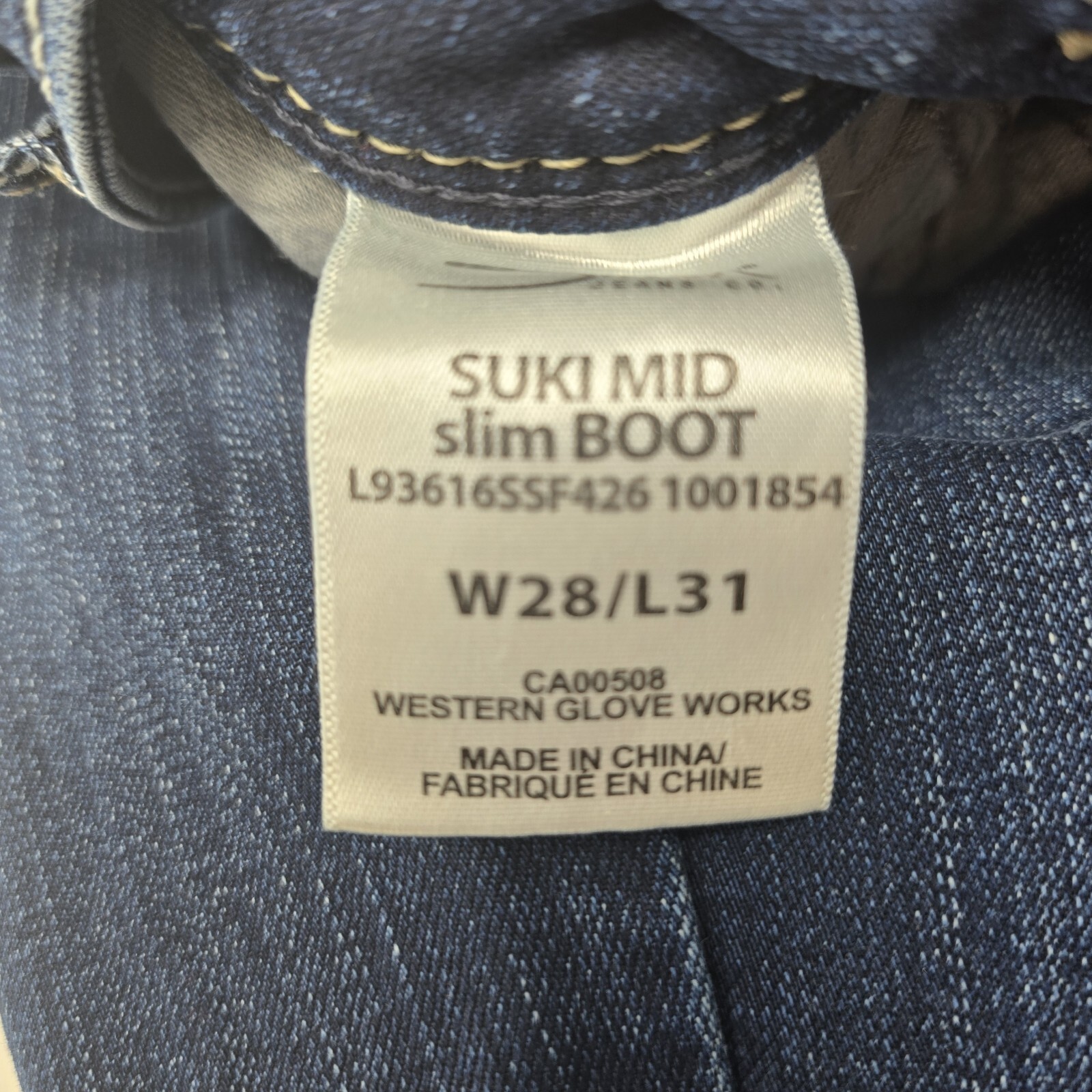 Silver Suki Mid Slim Bootcut Blue Jeans Women’s 28X31 Super Stretch Dark Read