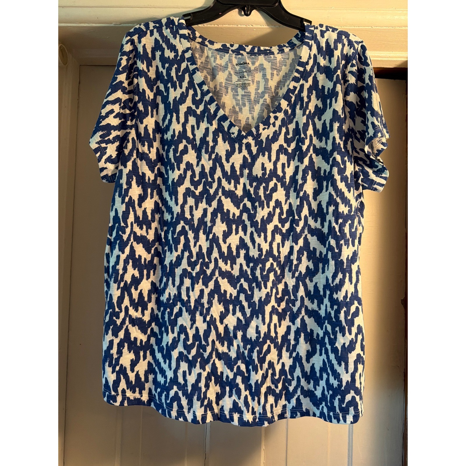 Sonoma Goods For Life Womens XXL Blue White Abstract Ikat V-Neck Everyday Tee