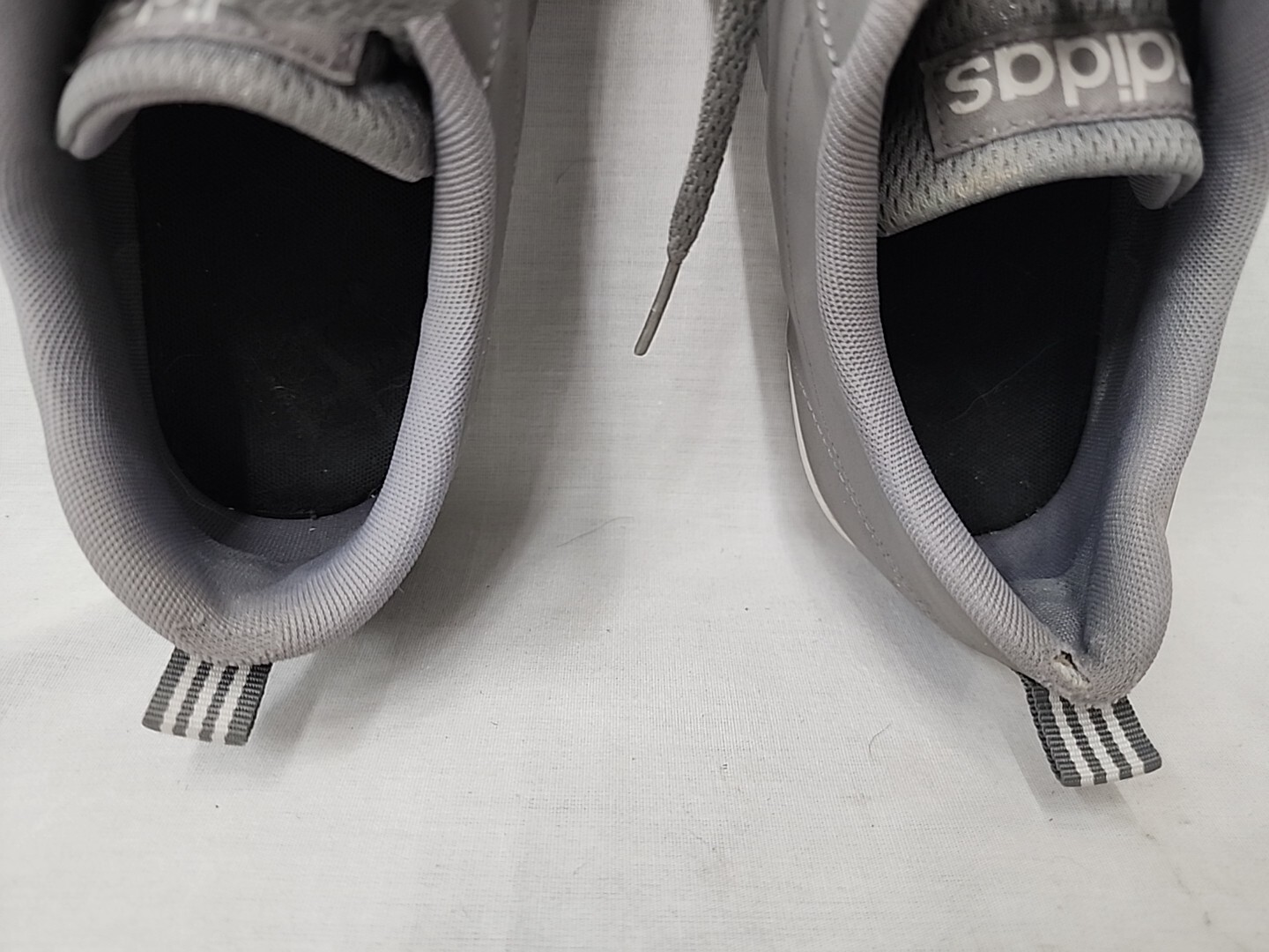 Salty Adidas VS Pace Trainers Gray Men’s 10 US