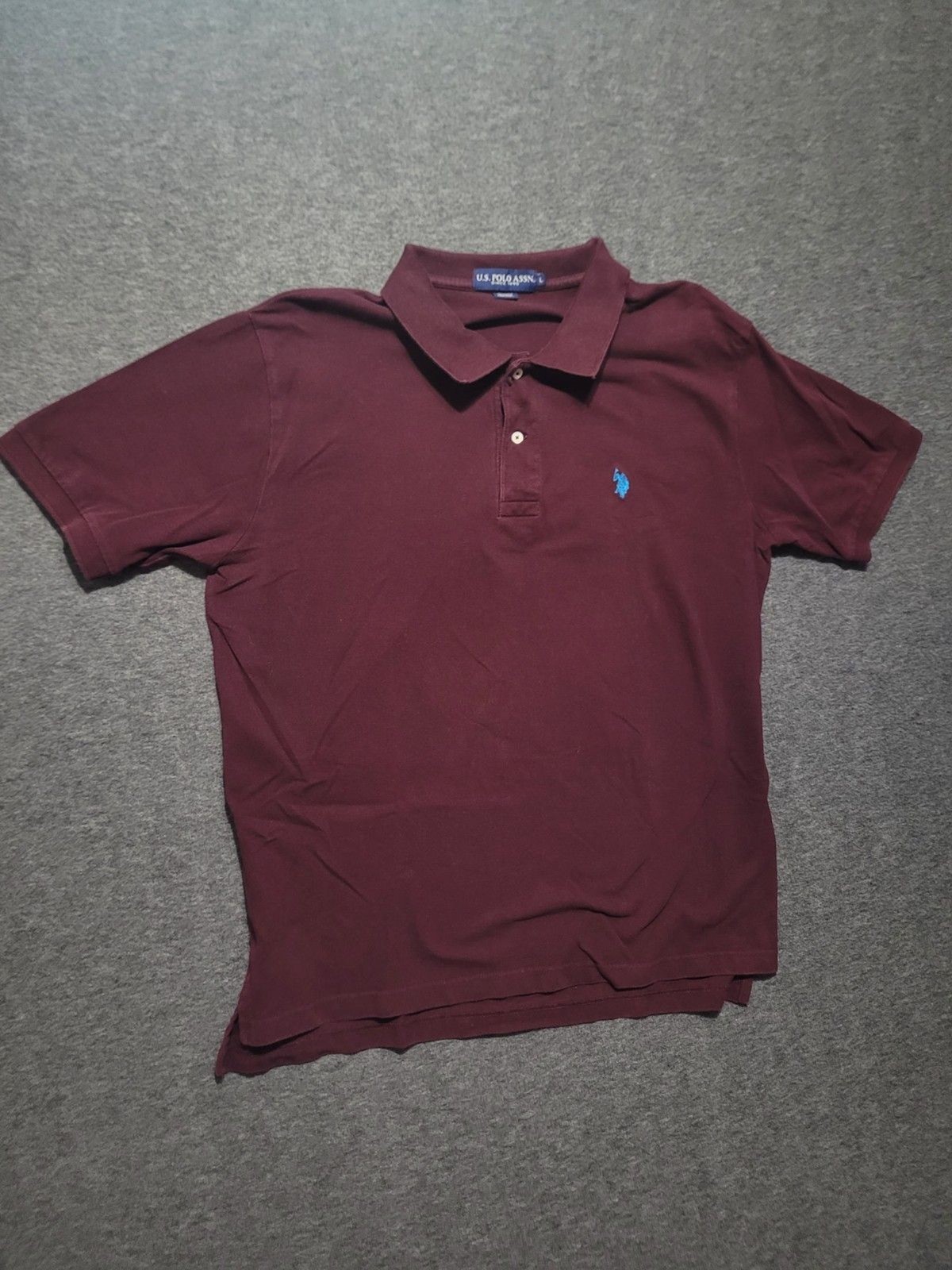US Polo ASSN large polo shirt maroon burgundy button collar short sleeve