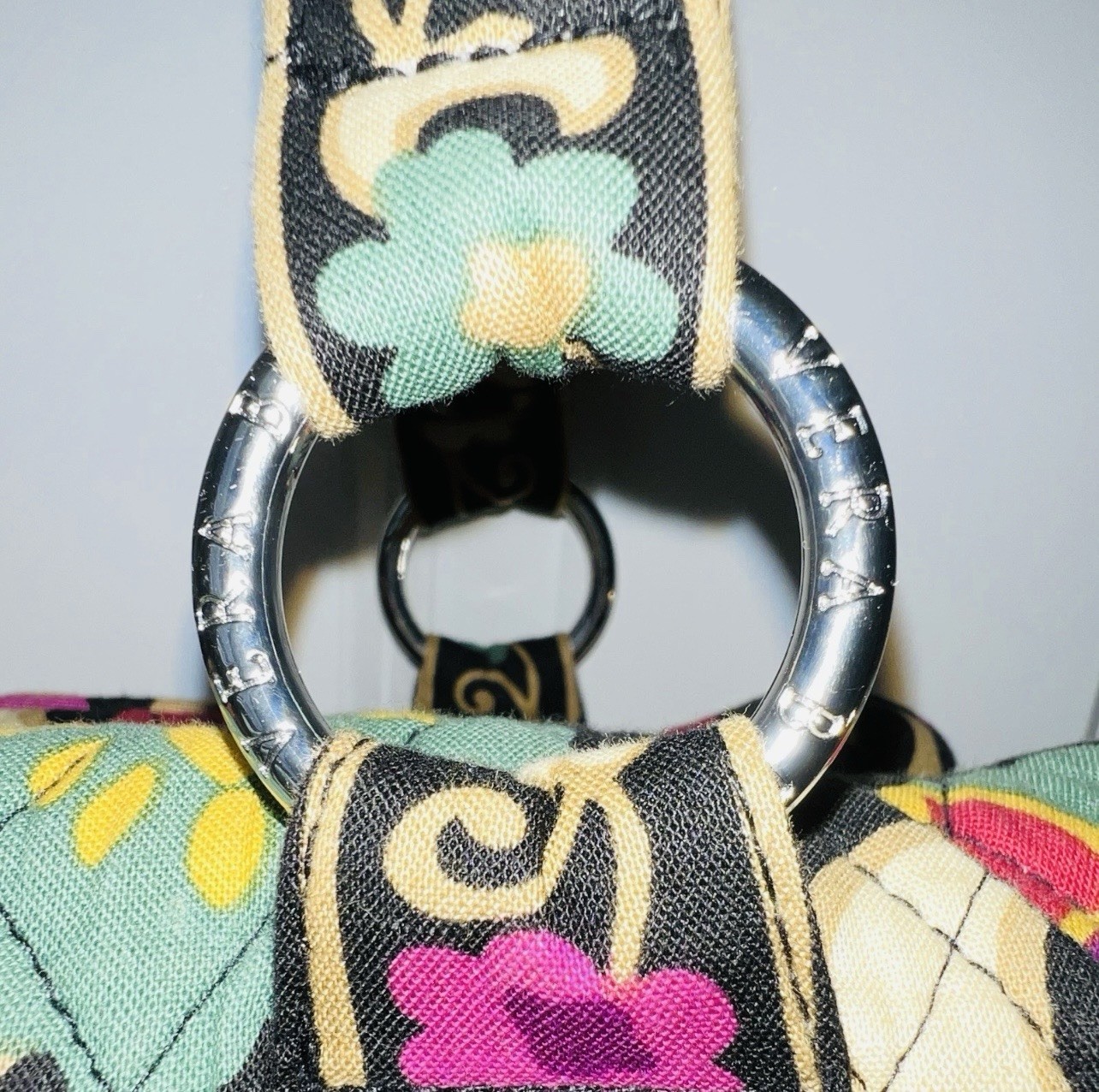 Vera Bradley Large Floral Shoulder Bag Black Multicolor Lined Inner Pockets Zip