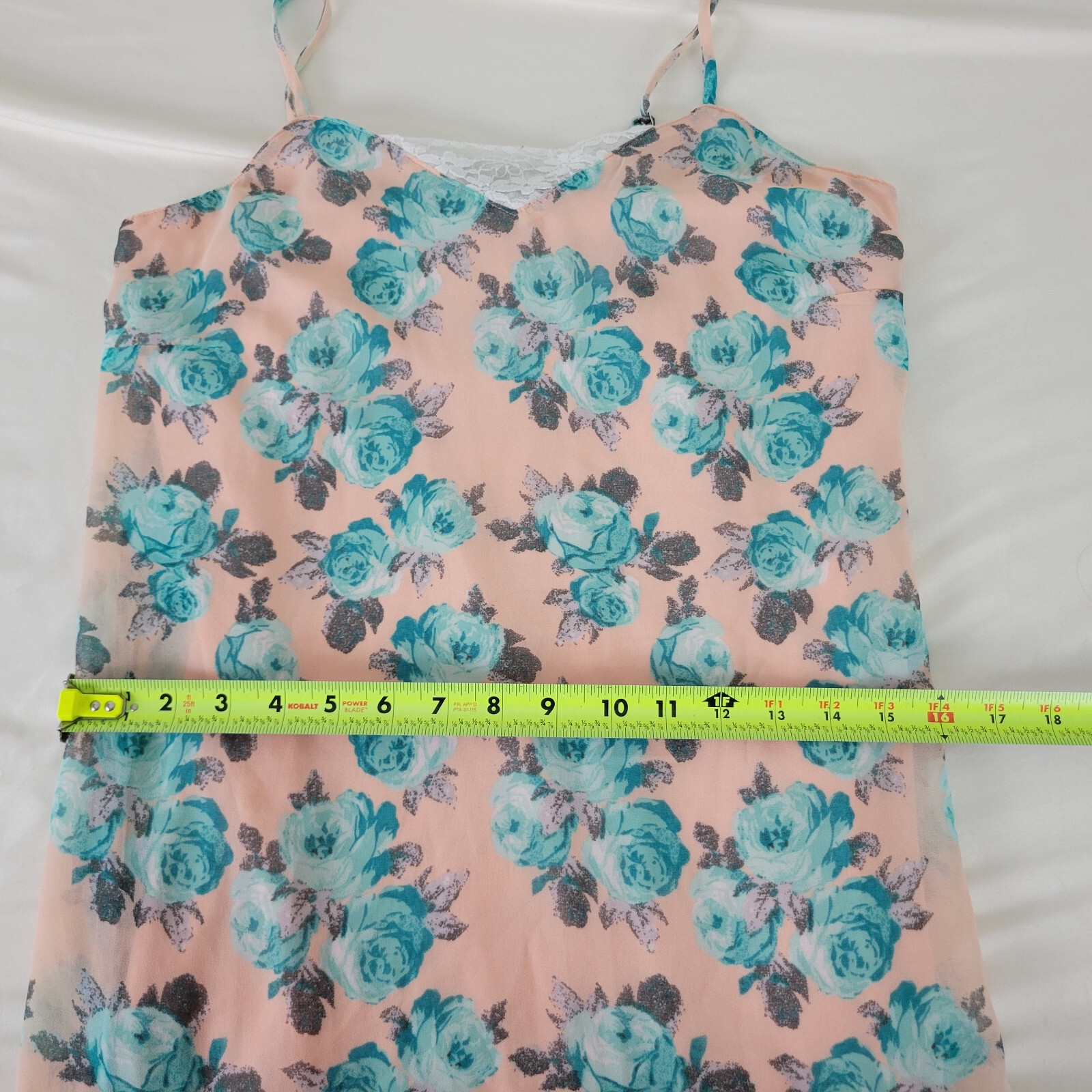 Xhilaration Shirt Womens Medium Multicolor Spaghetti Strap Top Floral Lace Trim
