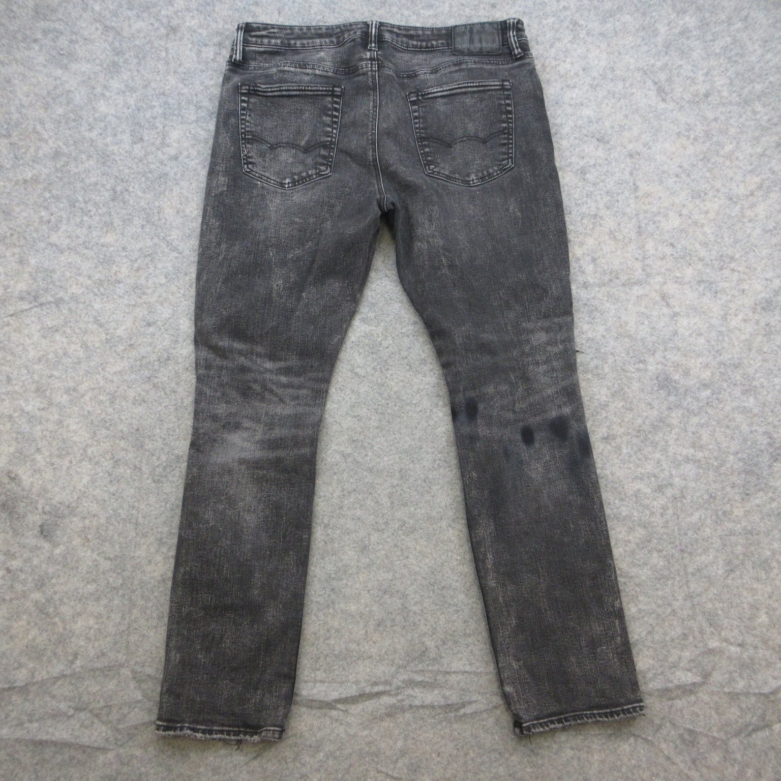 American Eagle Men’s 36×32 Distressed Black Wash Next Level Flex Jeans