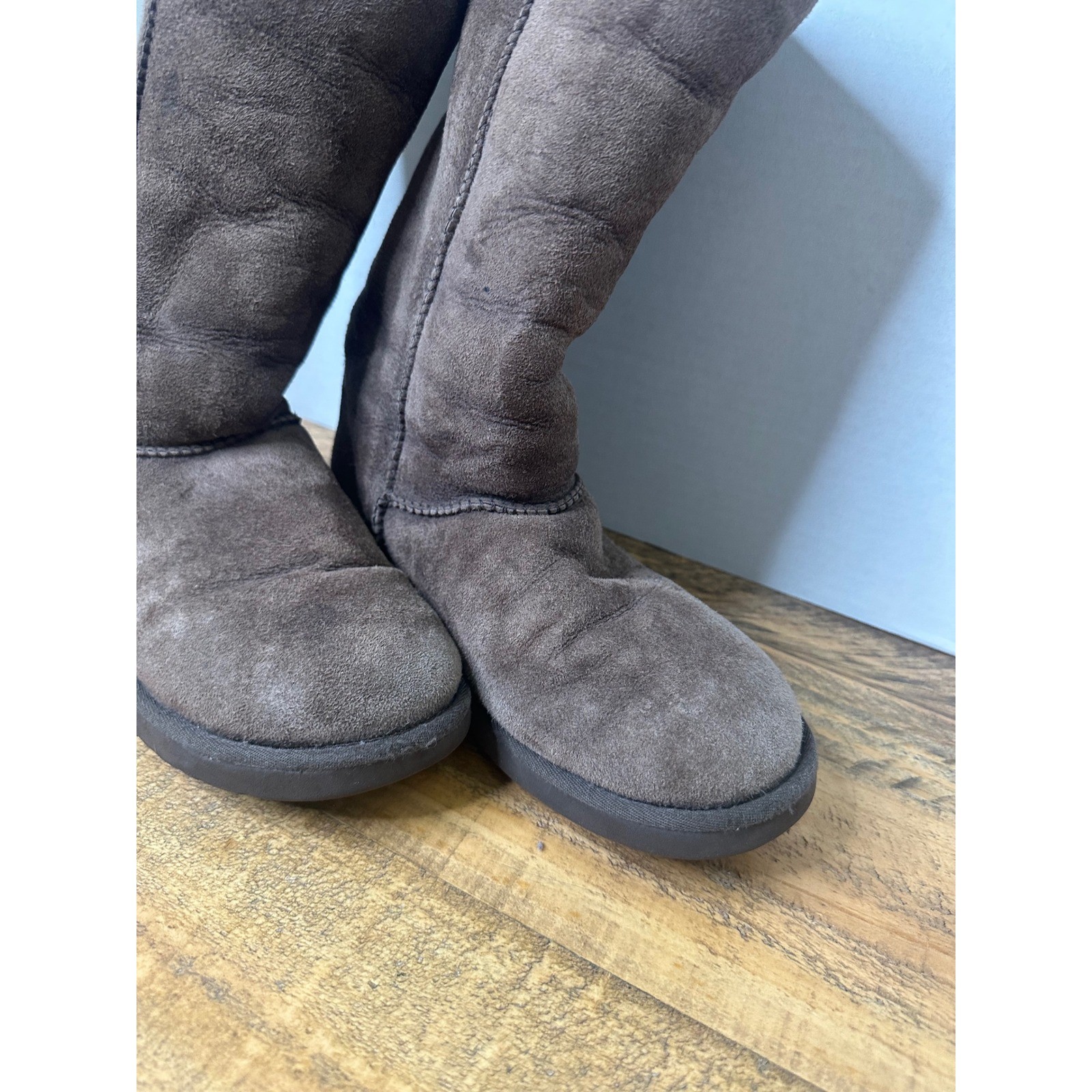UGG Australia Classic Tall Brown Suede Shearling Boots Chocolate size 7
