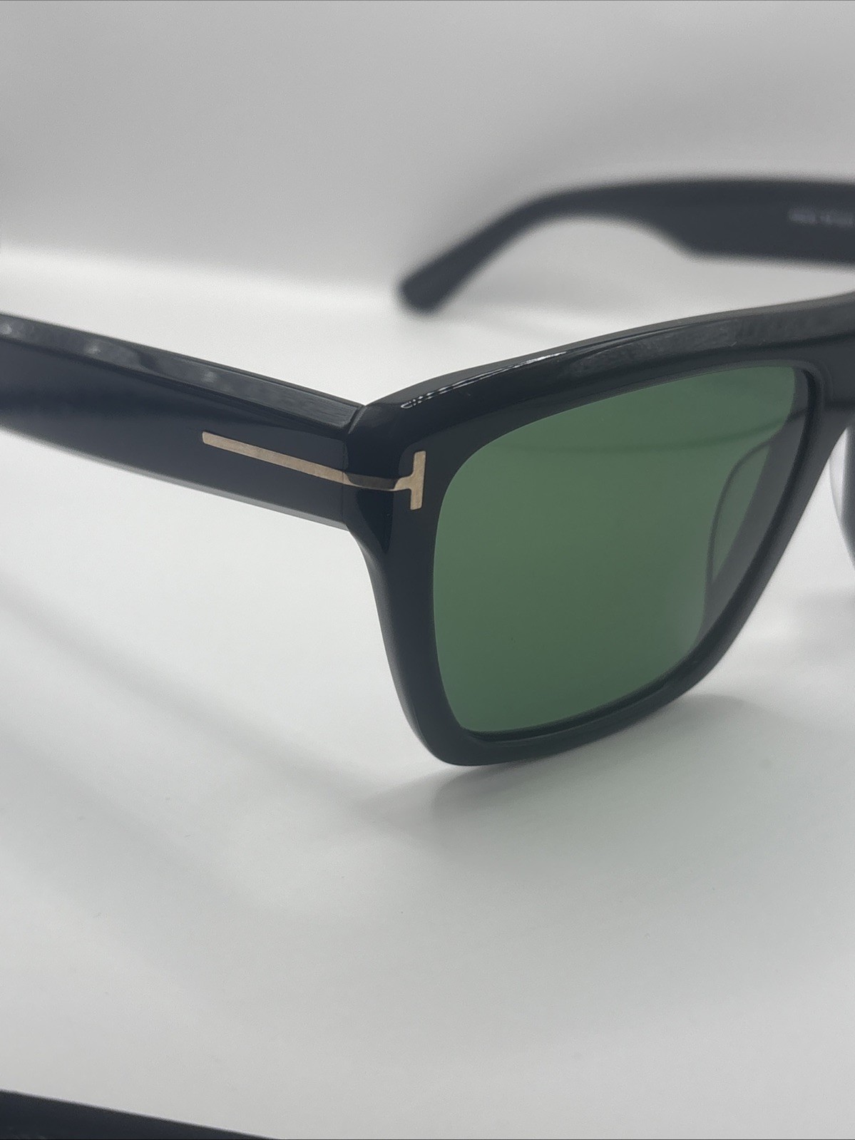 Tom Ford ALBERTO FT 1077 Shiny Black/Green (01N) Sunglasses Brand New Green Lens