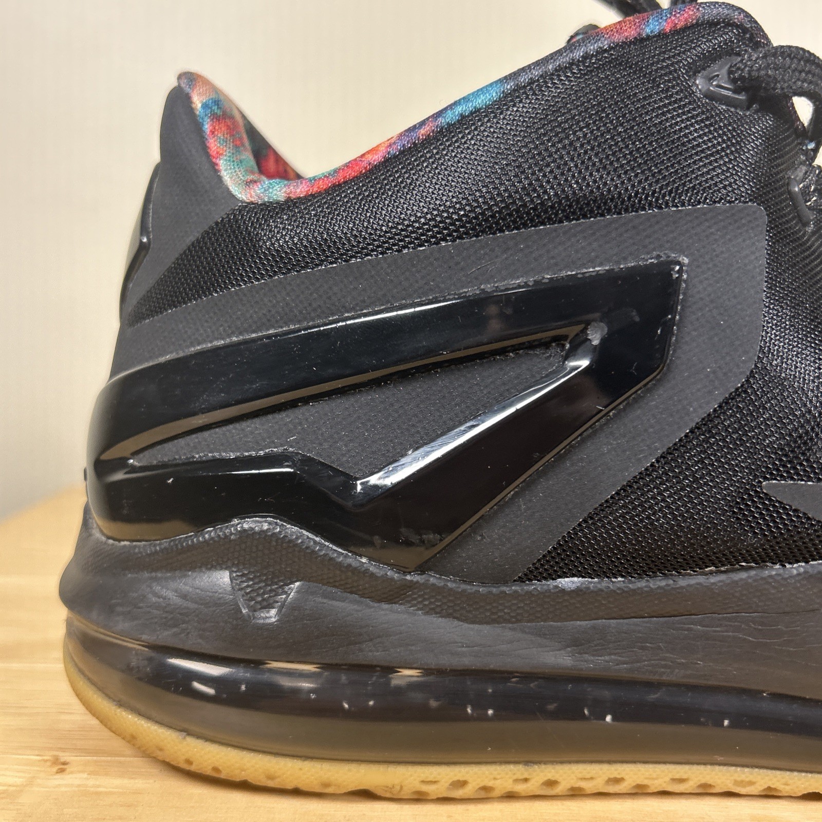 Size 10 – Nike Max LeBron 11 Low Gum Black Leather (642849-078) w/ Original Box