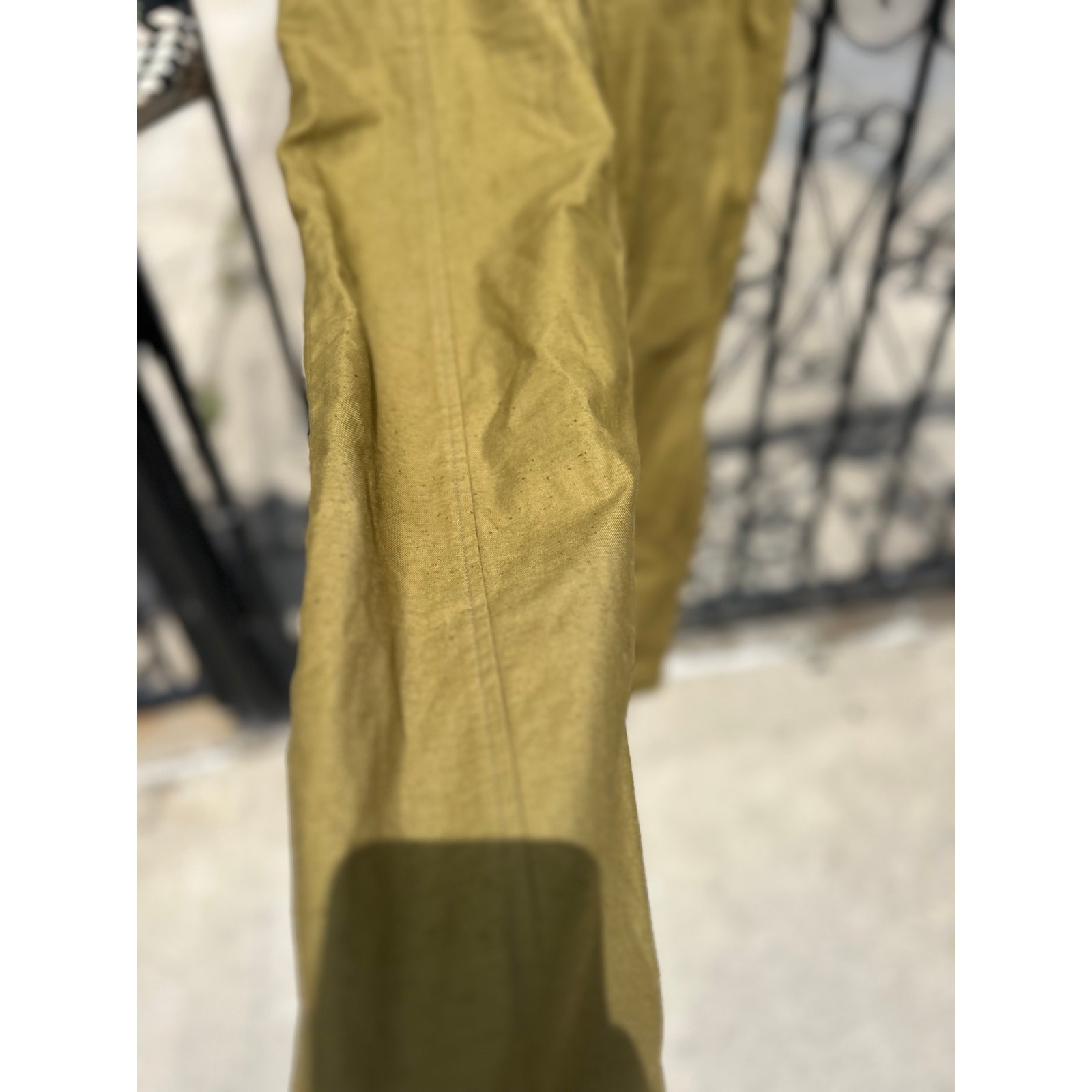 Sézane Romain Straight-Leg Textured Trousers in Khaki (Olive Green)