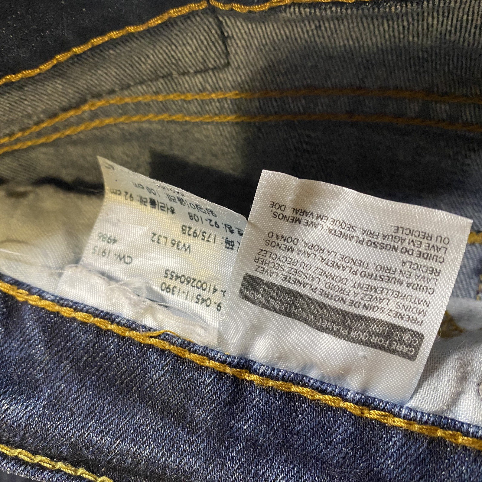 Levi’s 511 Men’s Dark Blue 30×32 Jean Pants