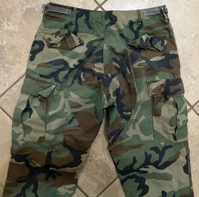 Vintage US Army M81 Combat Trousers Men’s Medium Regular Woodland Camo 80s Pants
