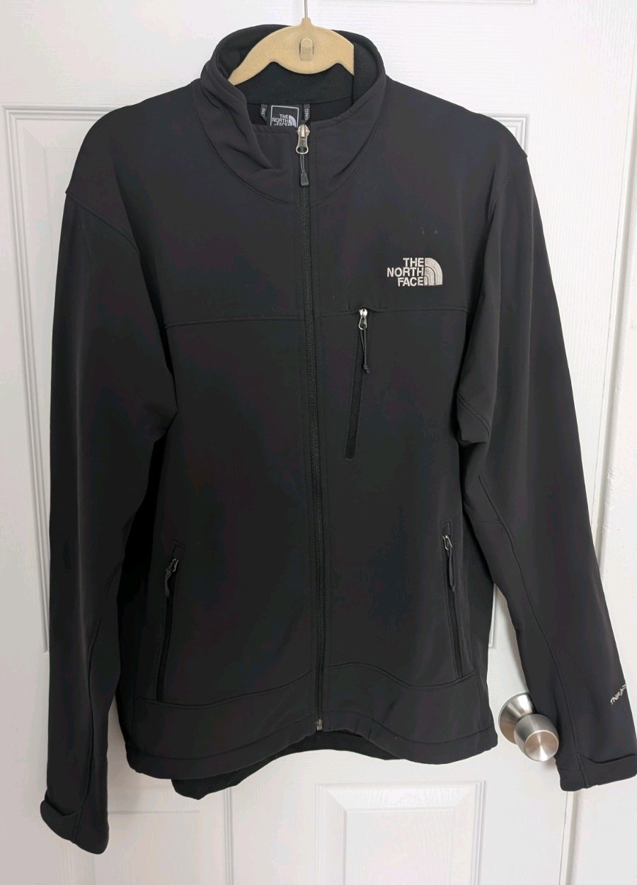 The North Face TNF APEX Bionic Mens Medium Soft Shell Jacket