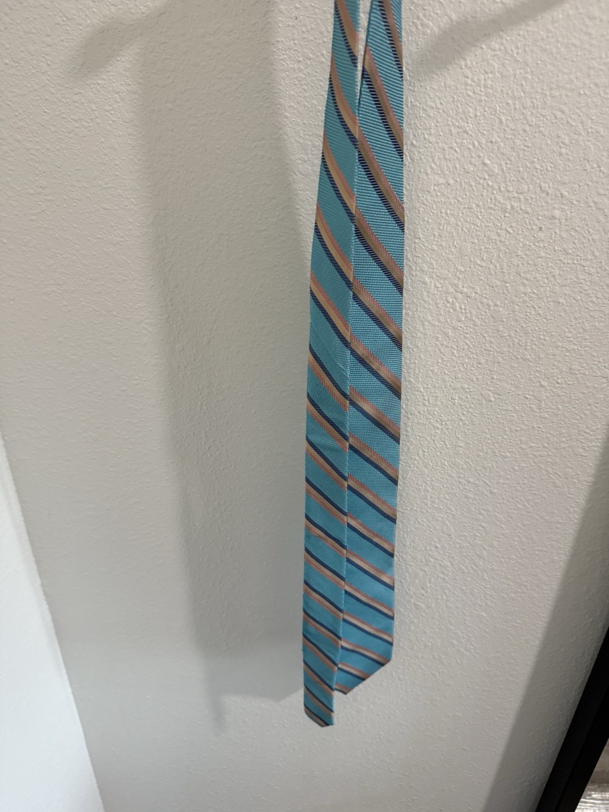 Tom James Corporate Image Silk TieMens Turquoise Blue Pink Stripe Excellent