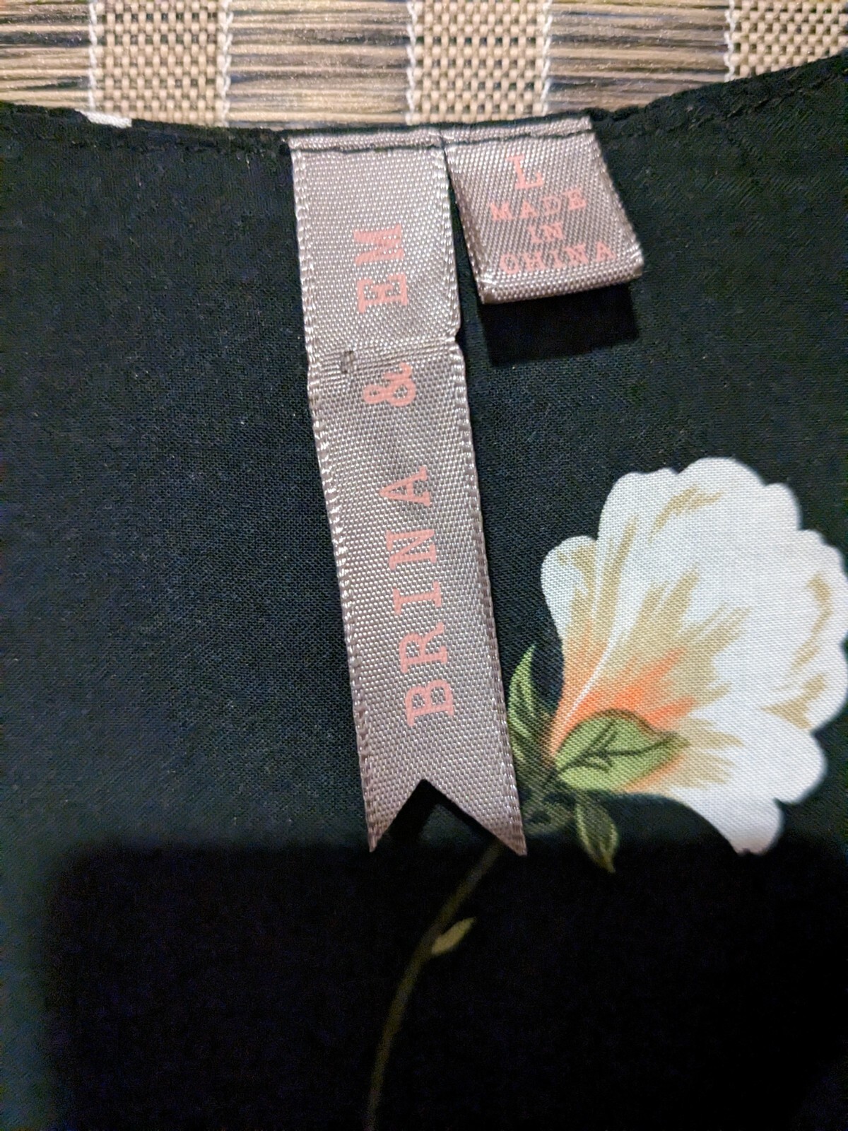 Brina & em Feminine Boho Cottage Core Floral Shirt Tab Sleeves Size L