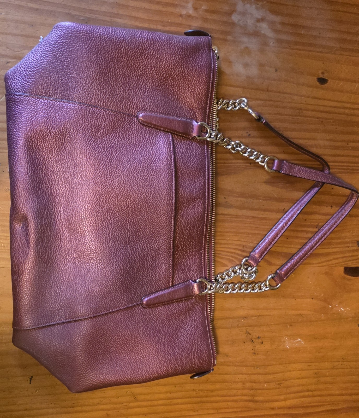 Coach F22208 Ava Cherry Pebbled Metallic Leather Gold Chain Tote Zipper
