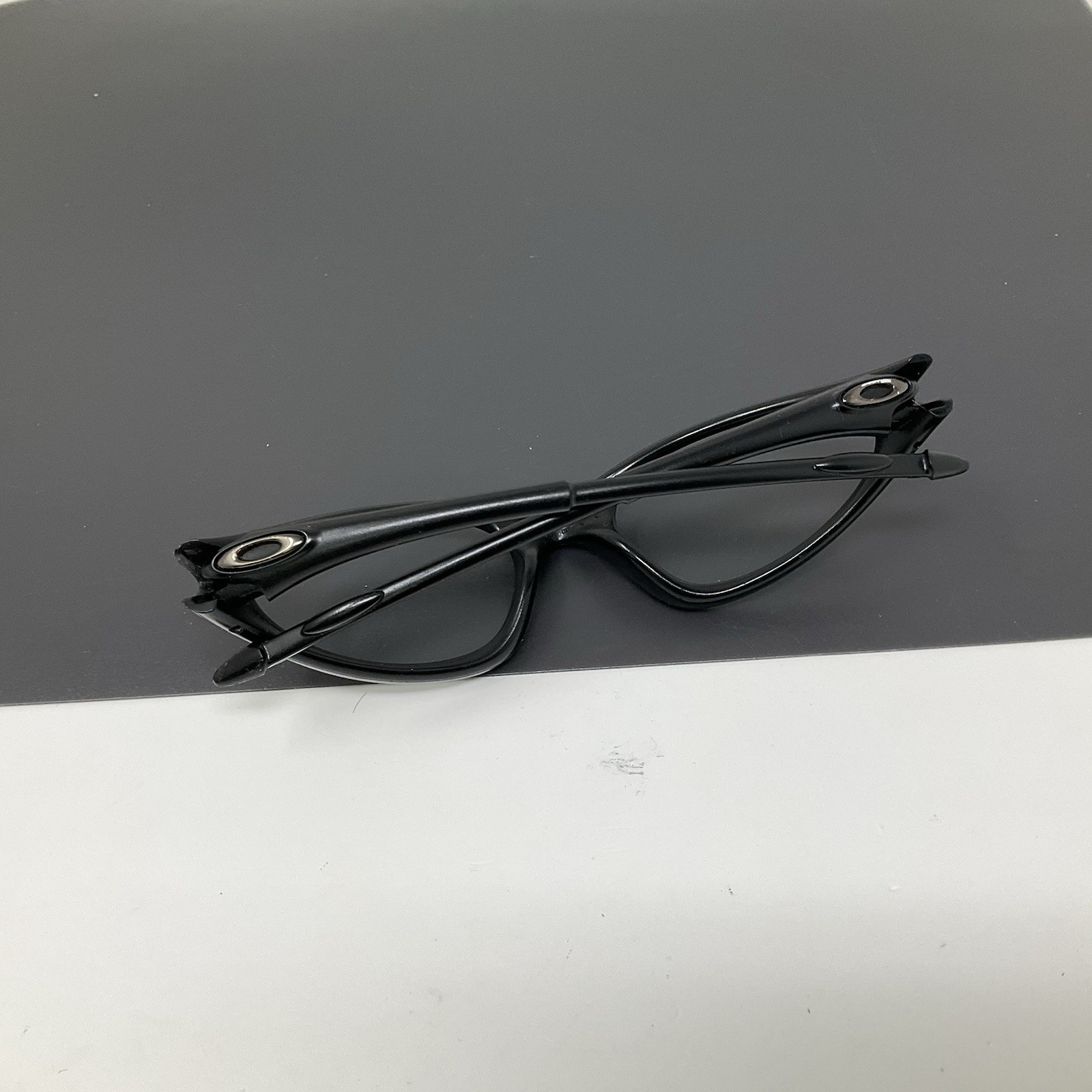 OAKLEY MINUTE 1.0 MATTE BLACK SUNGLASSES GEN 2/3 No Lenses/Ear socks Gen 3 Hinge