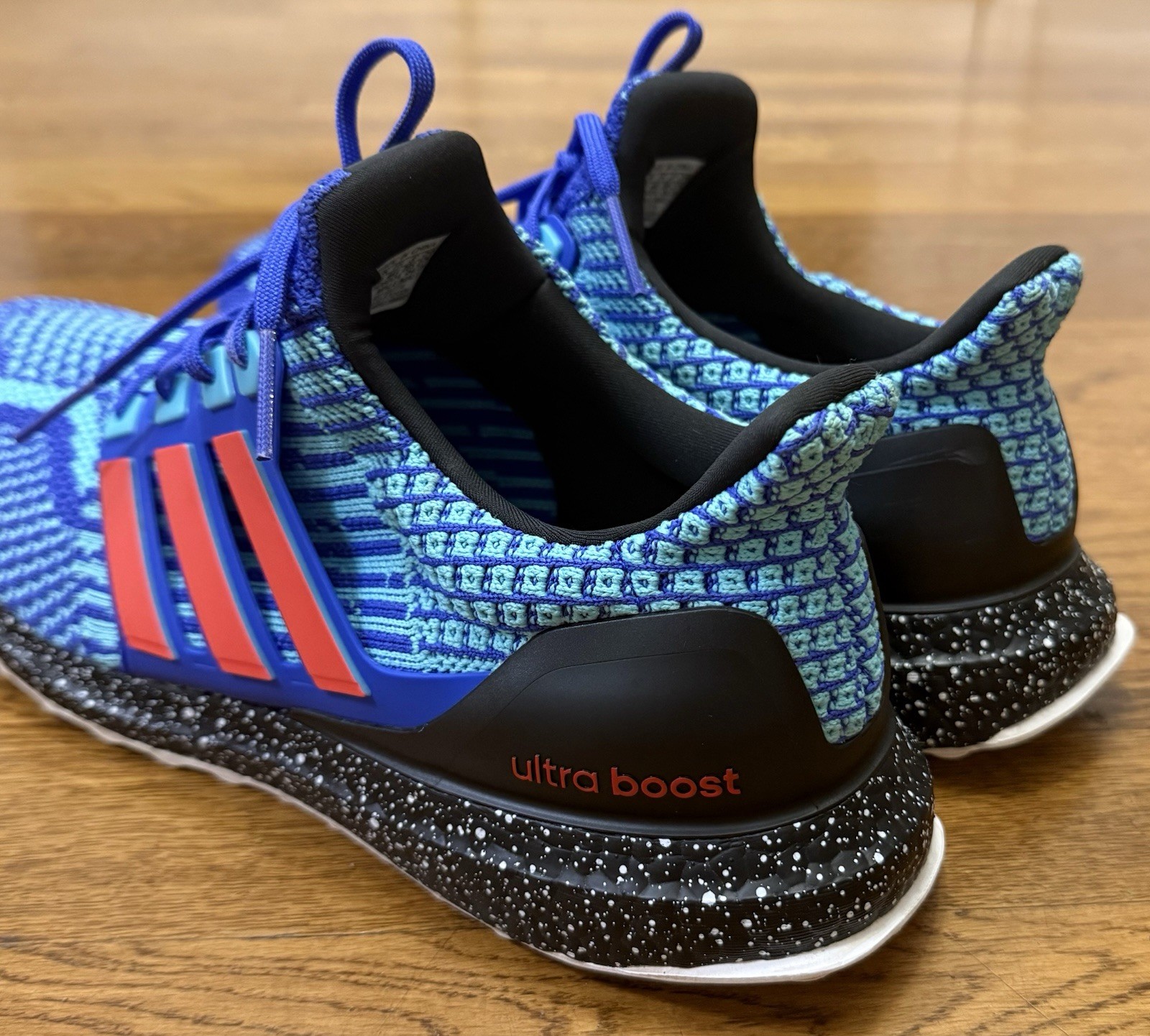 Adidas Ultra Boost DNA GV7714 Primeknit Continental Men’s US 10.5 Excellent