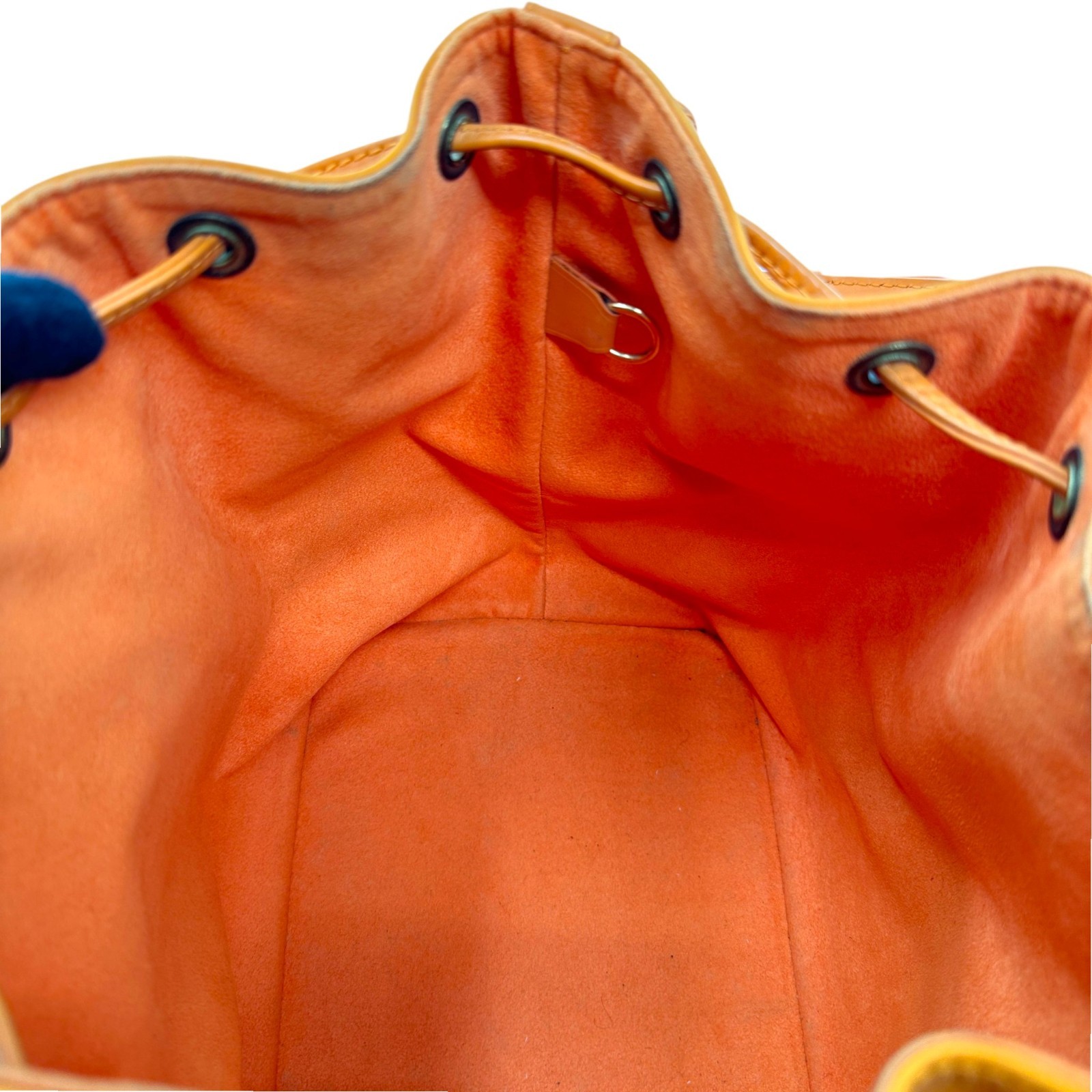 LOUIS VUITTON Petit Noe Mandarin Epi Orange Leather Drawstring Shoulder Bag