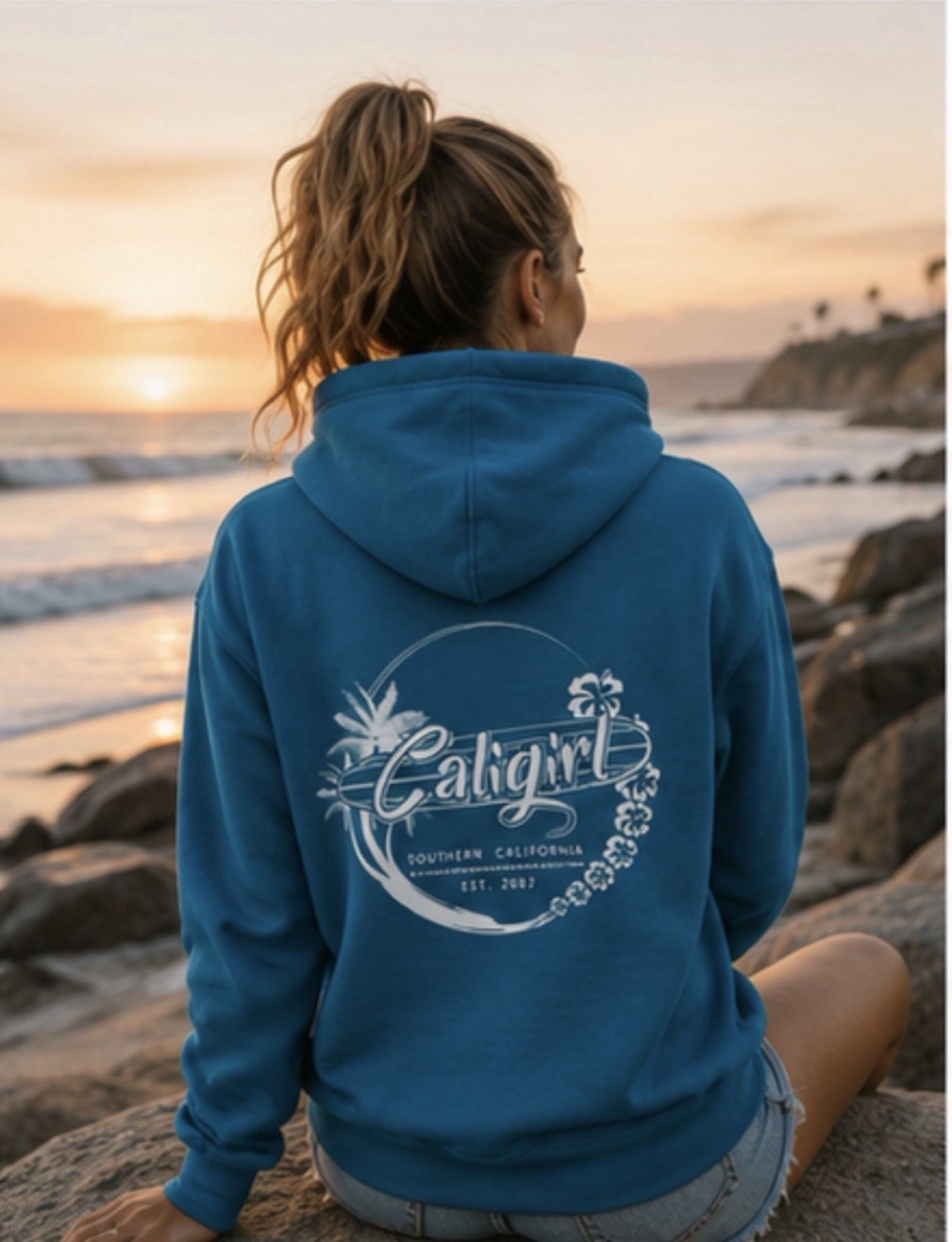 California Beach Surf Hoodie Blue Unisex Caligirl Coastal Pullover, size medium