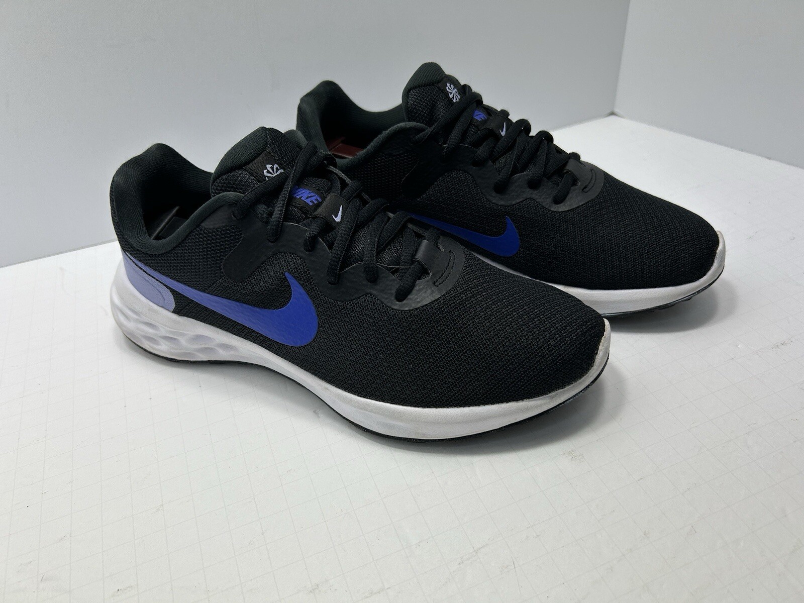 Nike Women’s Revolution 6 – Black/Purple Size 8 Running Shoe DC3729-007