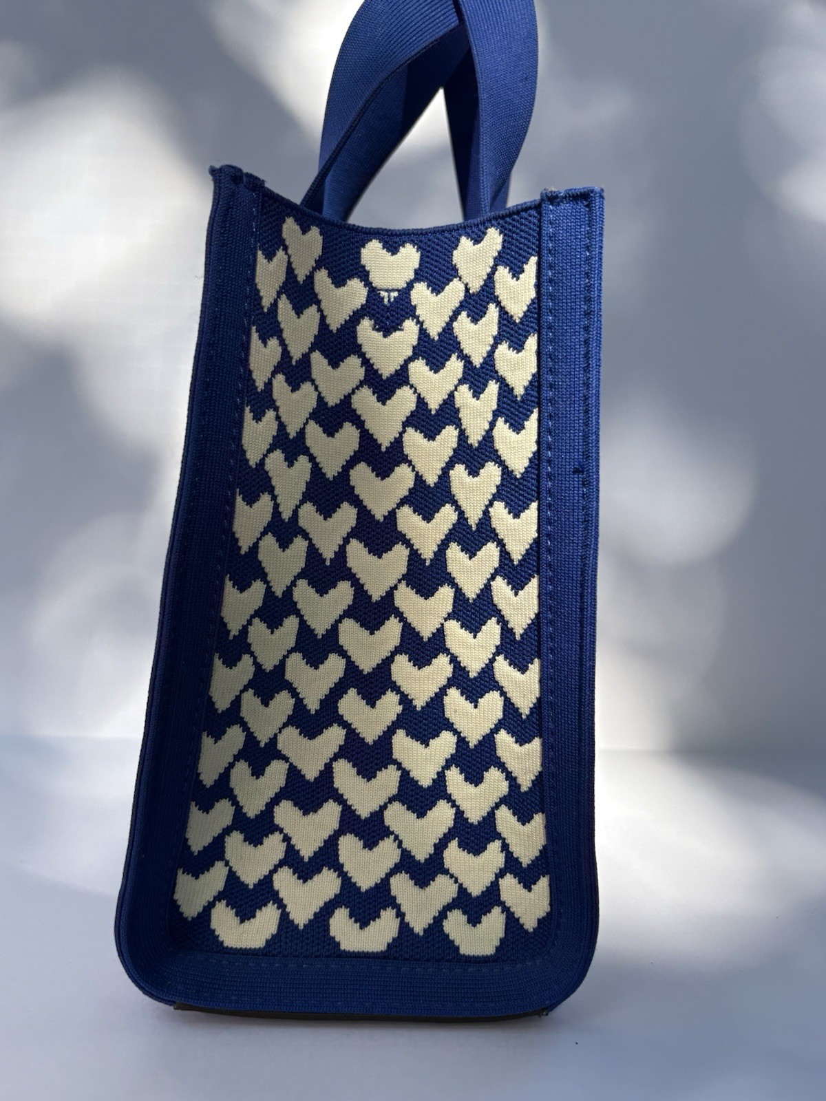 Rare Kate Spade Manhattan Modernist Hearts Jacquard leather Small Tote Crossbody