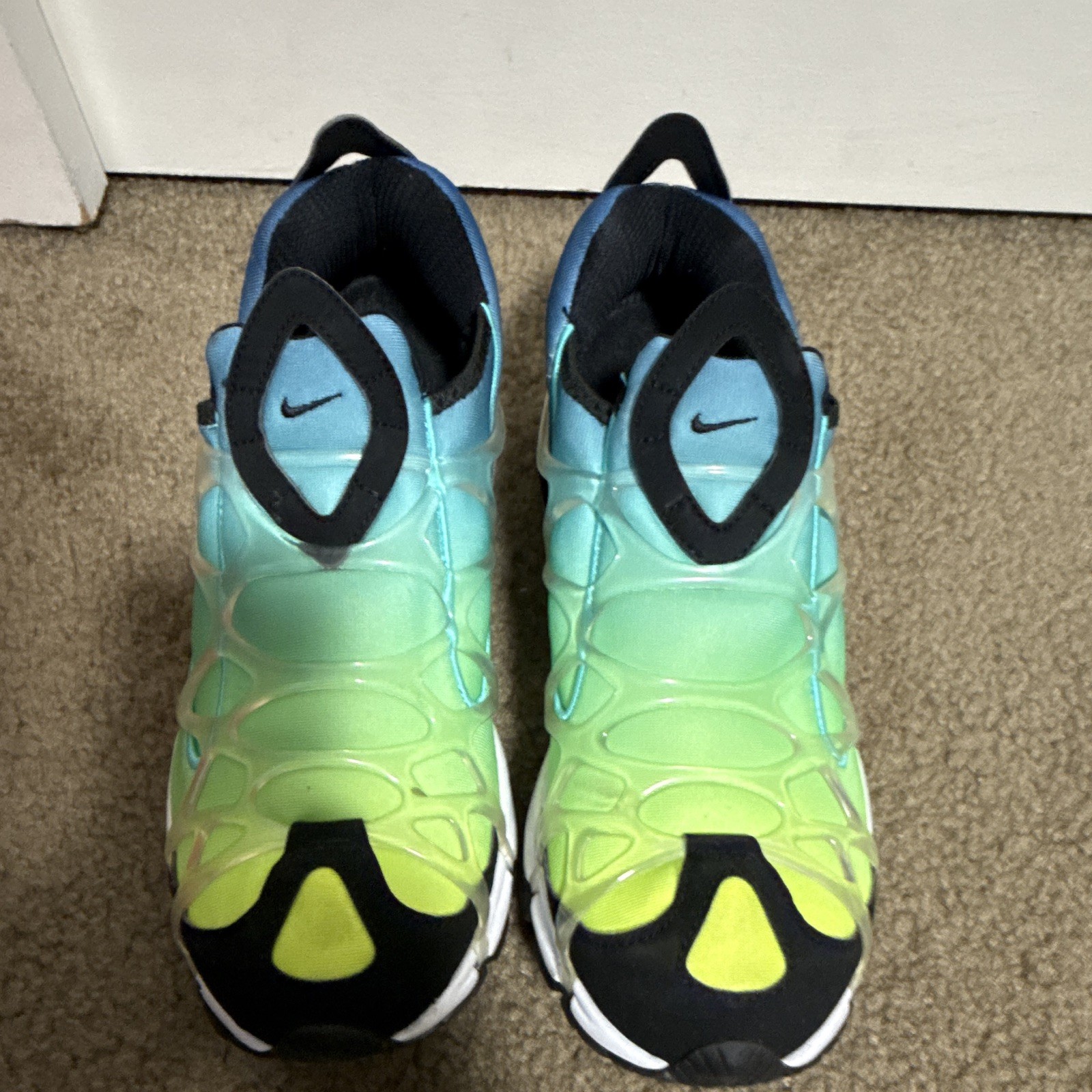 Nike Air Kukini SE Lemon Venom Aurora Slip-On Low Top Mesh Sneaker DV1902-100