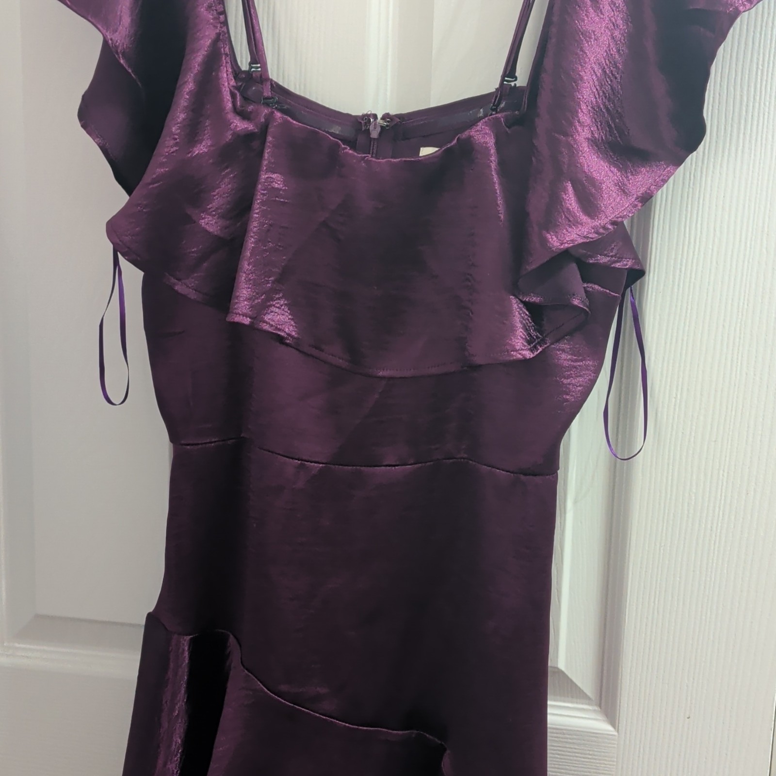 Francesca’s Purple Satin Ruffle Bodycon Mini Dress S Strappy Sleeveless Zip
