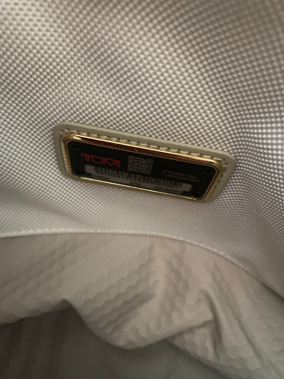 Tumi Essential North/South Tote Bag Off White/Tan – NWT