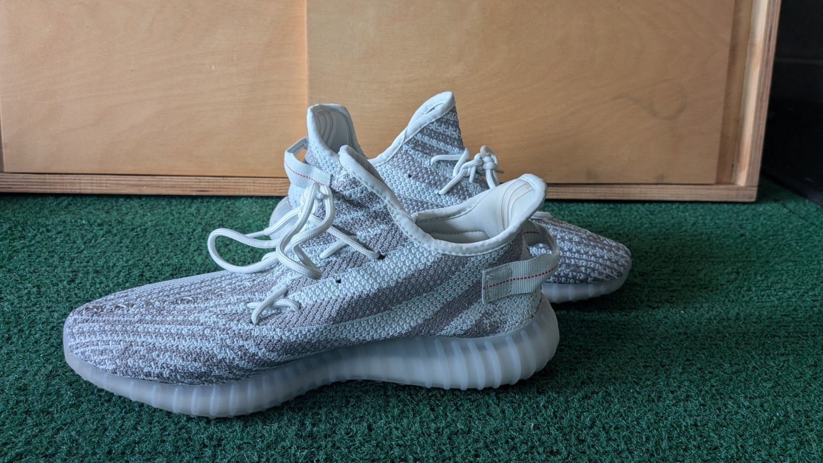 adidas Yeezy Boost 350 V2 Blue Tint Gray/White/Red Low Top Lace-Up Sneakers