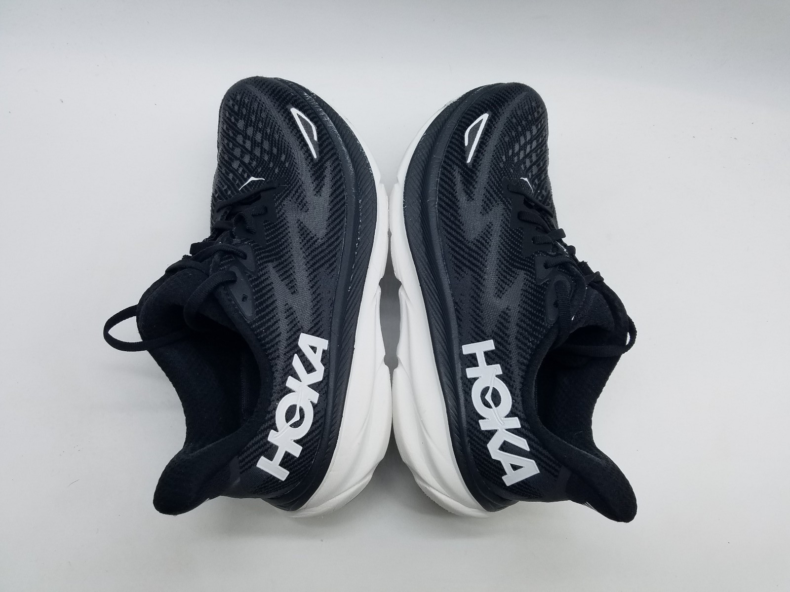 Hoka One One Clifton 9 Men’s Size 9 D (Medium) Running Shoes Black
