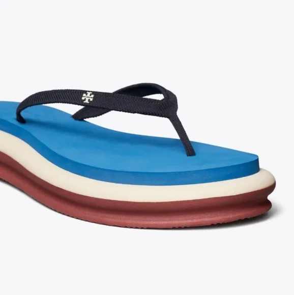 L@@K! NWT Size 8 Layered Flip Flop-Webbing Navy/Dark Blue/Cream~ NEW~ Gift
