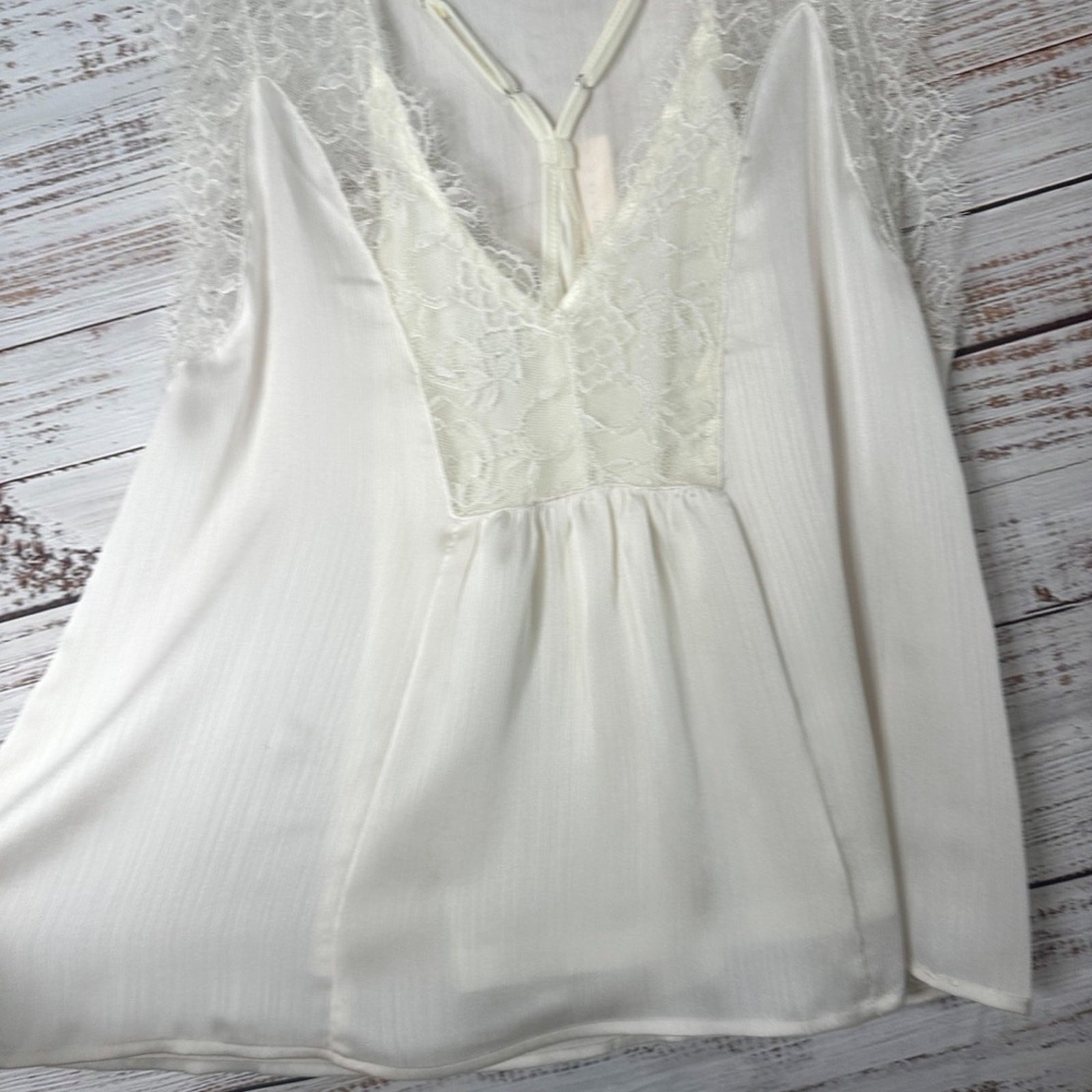 NEW with tags Lovestitch Ivory Kaylee Lace and Satin Blouse, NWT, Size Small