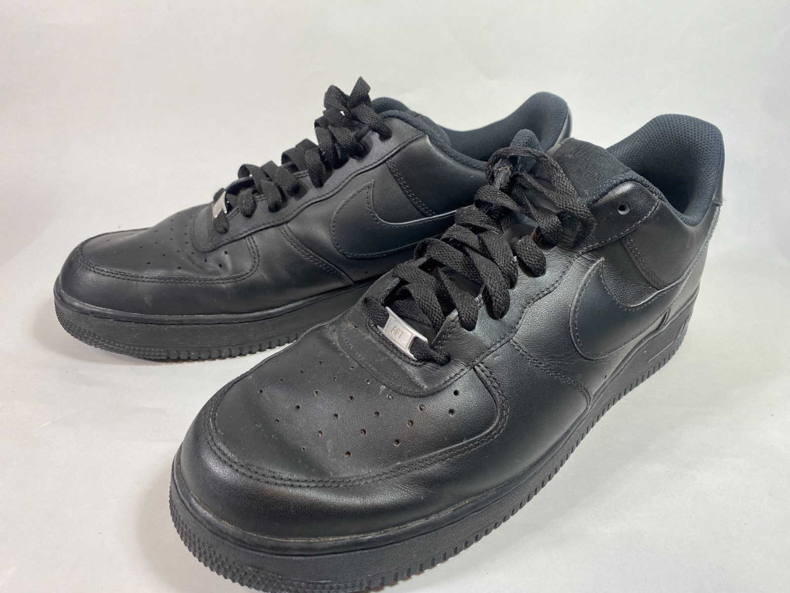 🔥 Nike Air Force 1 07 Low Triple Black Shoes Casual Mens Size 15 315122-111