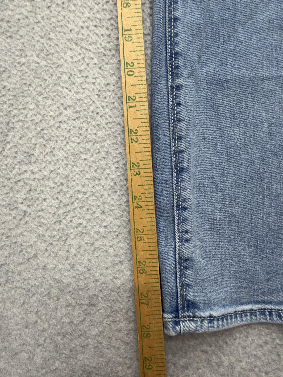 Hudson Jeans Womens 35×28.5 Blue Medium Wash Straight Stretch Denim Tag 12