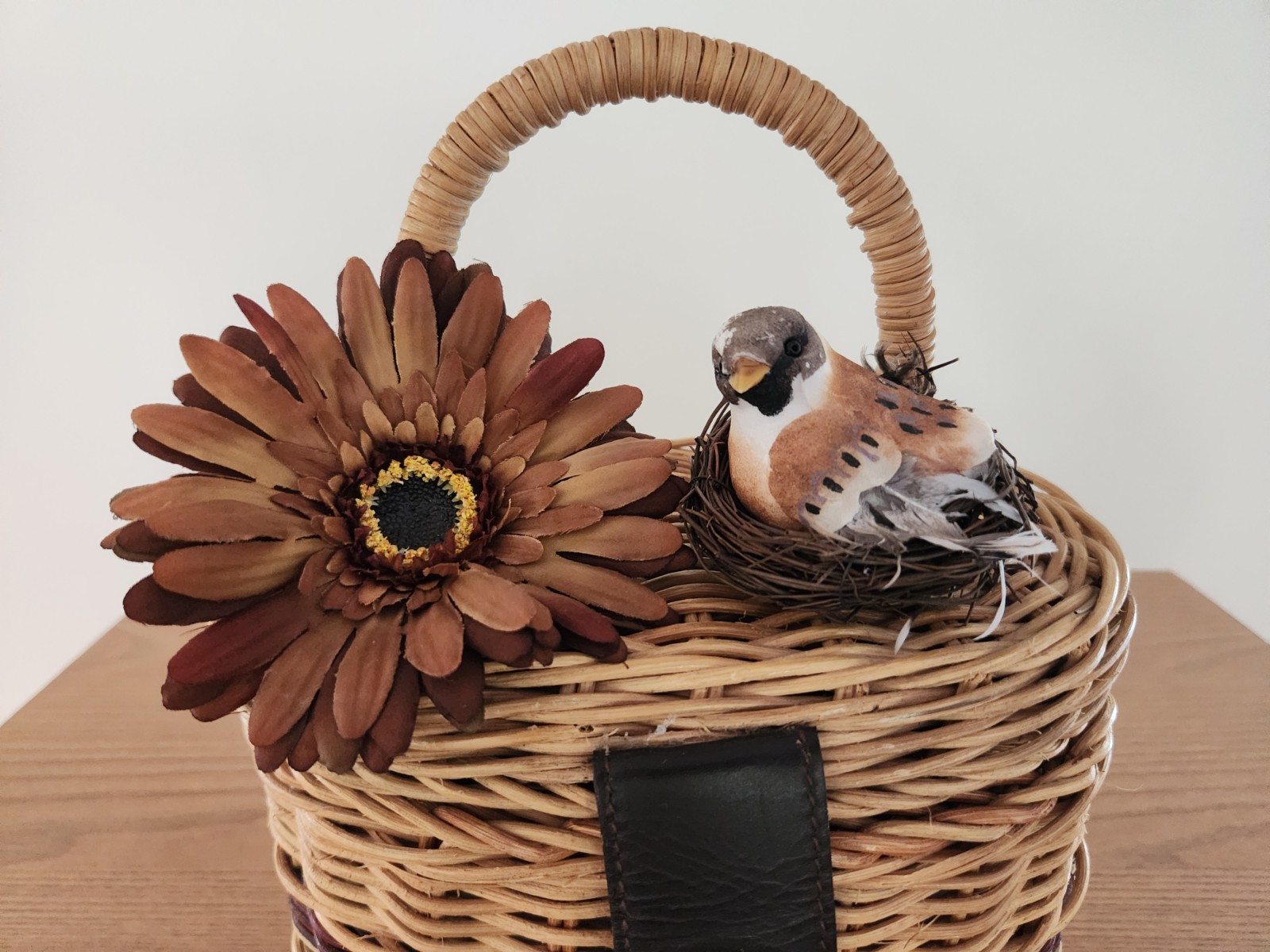 Vintage Wicker Basket Handbag Bird Nest Flower Daisy Brown Novelty Purse