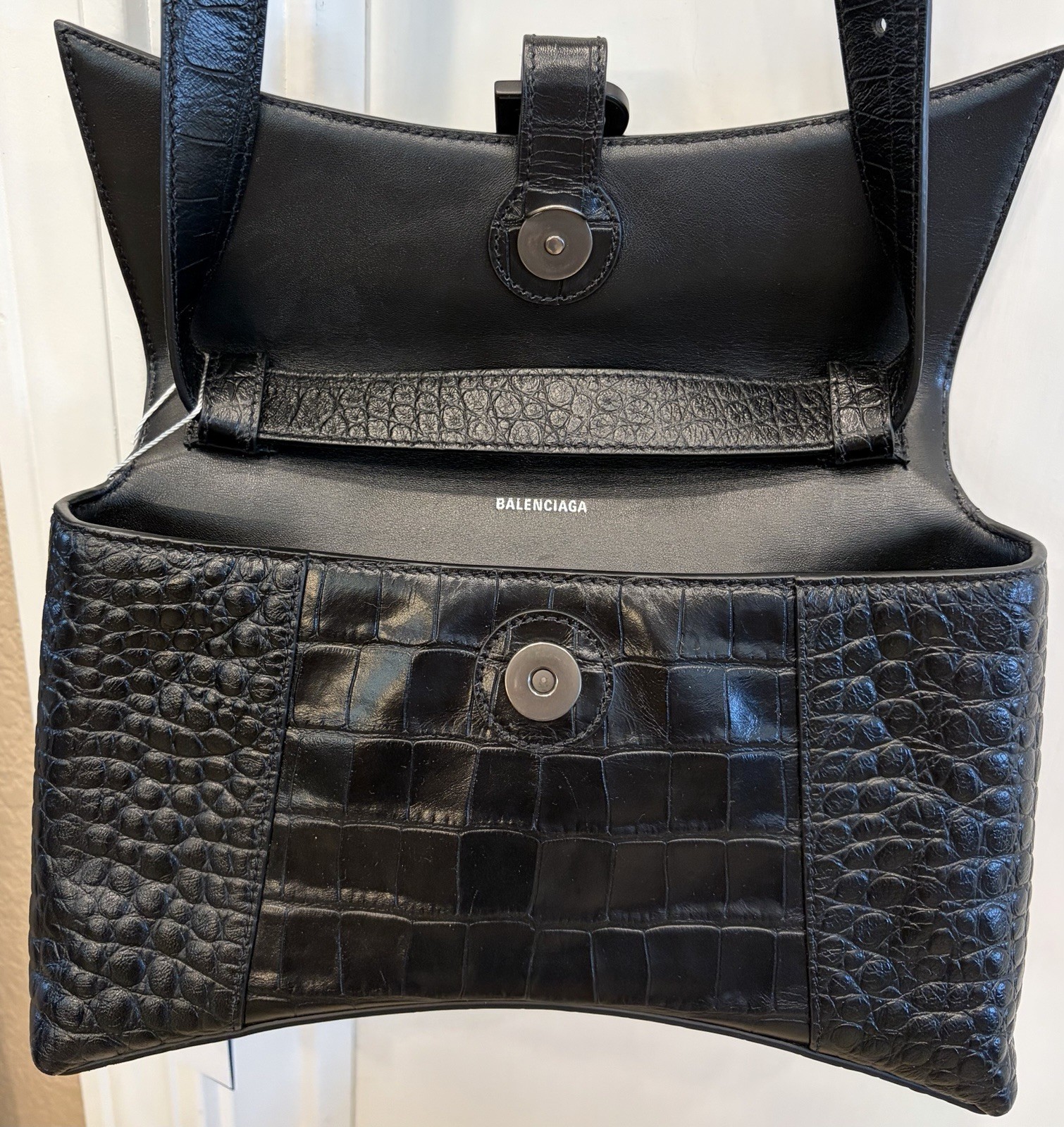 Pre Owned Black Croc Embossed Leather Balenciaga Shoulder Crossbody Handbag VGUC