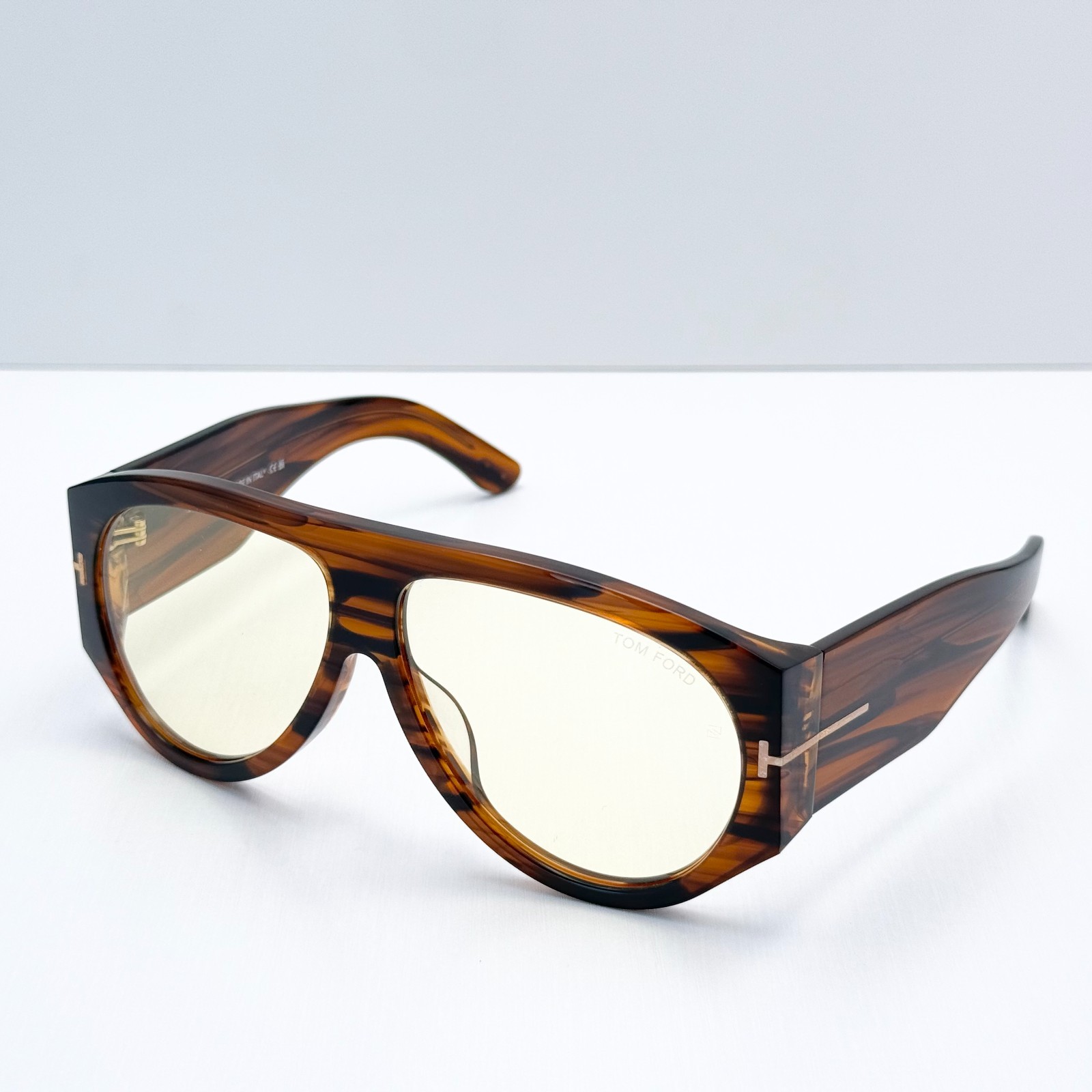 Tom Ford TF1044 Bronson Sunglasses Havana Frame Light Yellow Lens 60-12-140