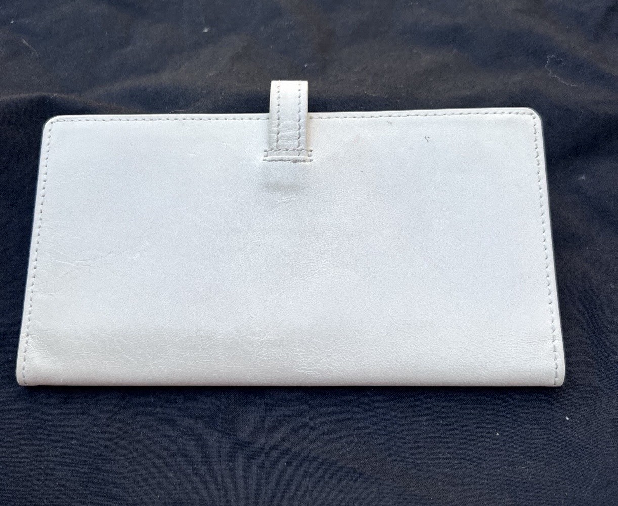 Abas leather wallet