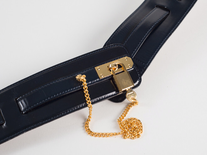 New Moschino Redwall Navy Patent leather Belt Size 40